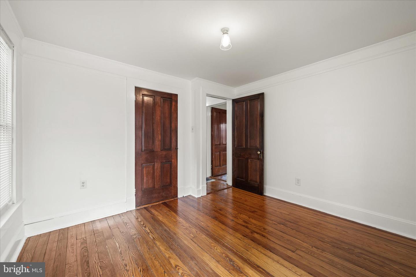 325 S CHURCH ST, BERRYVILLE, Virginia 22611, 5 Bedrooms Bedrooms, ,3 BathroomsBathrooms,Residential,For sale,325 S CHURCH ST,VACL2006510 MLS # VACL2006510