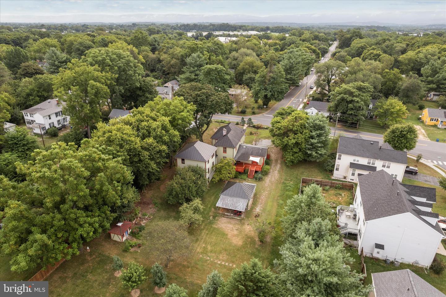 325 S CHURCH ST, BERRYVILLE, Virginia 22611, 5 Bedrooms Bedrooms, ,3 BathroomsBathrooms,Residential,For sale,325 S CHURCH ST,VACL2006510 MLS # VACL2006510