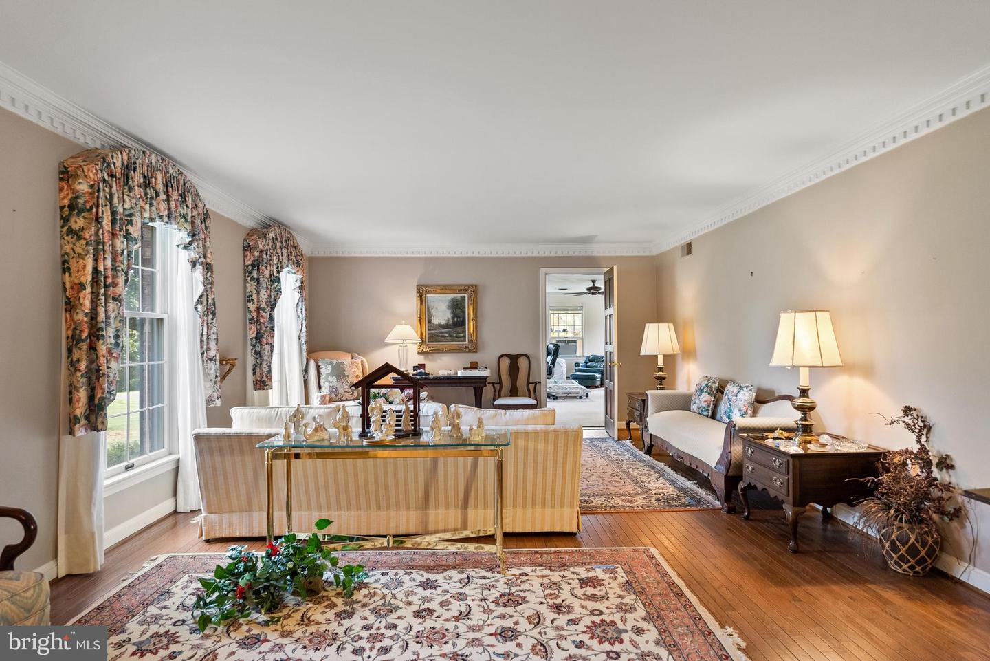 1207 TOWLSTON RD, GREAT FALLS, Virginia 22066, 6 Bedrooms Bedrooms, ,4 BathroomsBathrooms,Residential,For sale,1207 TOWLSTON RD,VAFX2291586 MLS # VAFX2291586