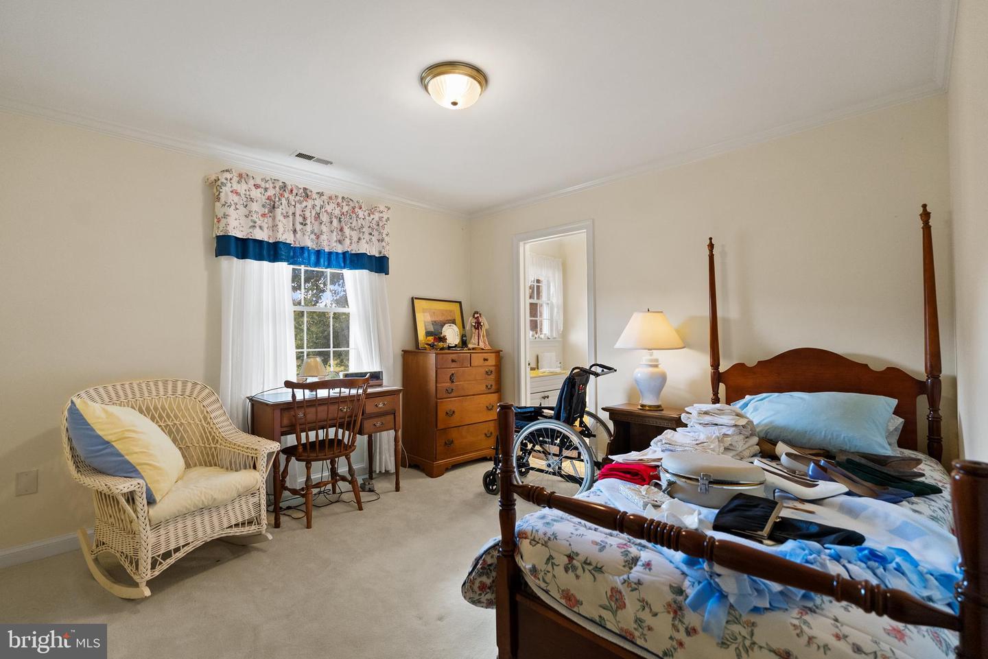 1207 TOWLSTON RD, GREAT FALLS, Virginia 22066, 6 Bedrooms Bedrooms, ,4 BathroomsBathrooms,Residential,For sale,1207 TOWLSTON RD,VAFX2291586 MLS # VAFX2291586