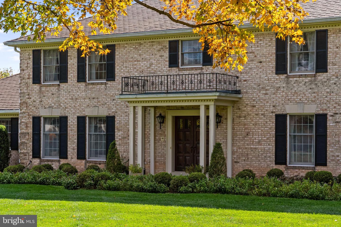 1207 TOWLSTON RD, GREAT FALLS, Virginia 22066, 6 Bedrooms Bedrooms, ,4 BathroomsBathrooms,Residential,For sale,1207 TOWLSTON RD,VAFX2291586 MLS # VAFX2291586