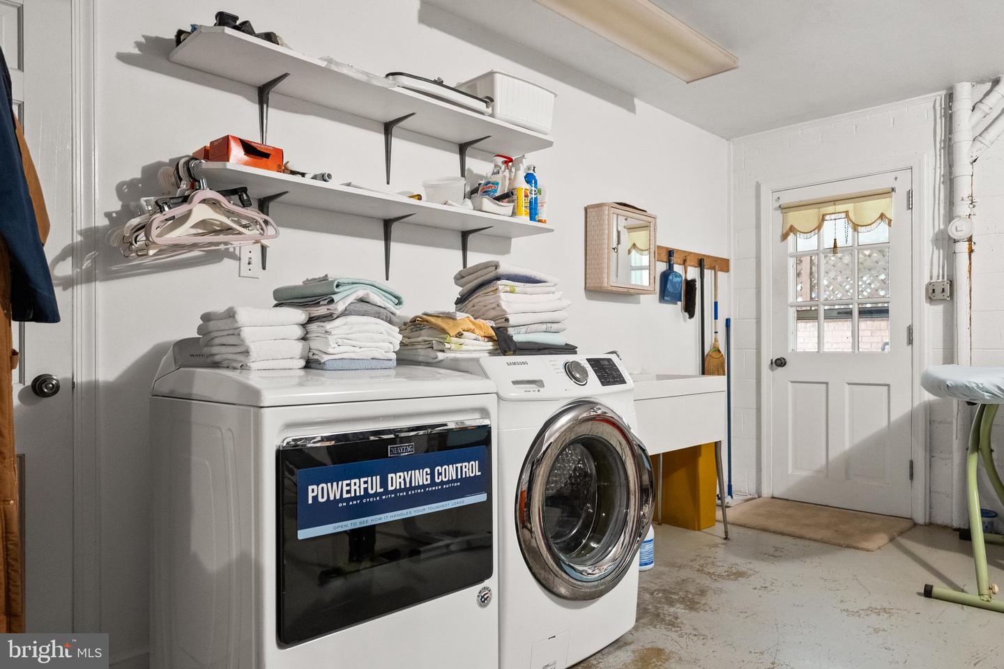 1207 TOWLSTON RD, GREAT FALLS, Virginia 22066, 6 Bedrooms Bedrooms, ,4 BathroomsBathrooms,Residential,For sale,1207 TOWLSTON RD,VAFX2291586 MLS # VAFX2291586