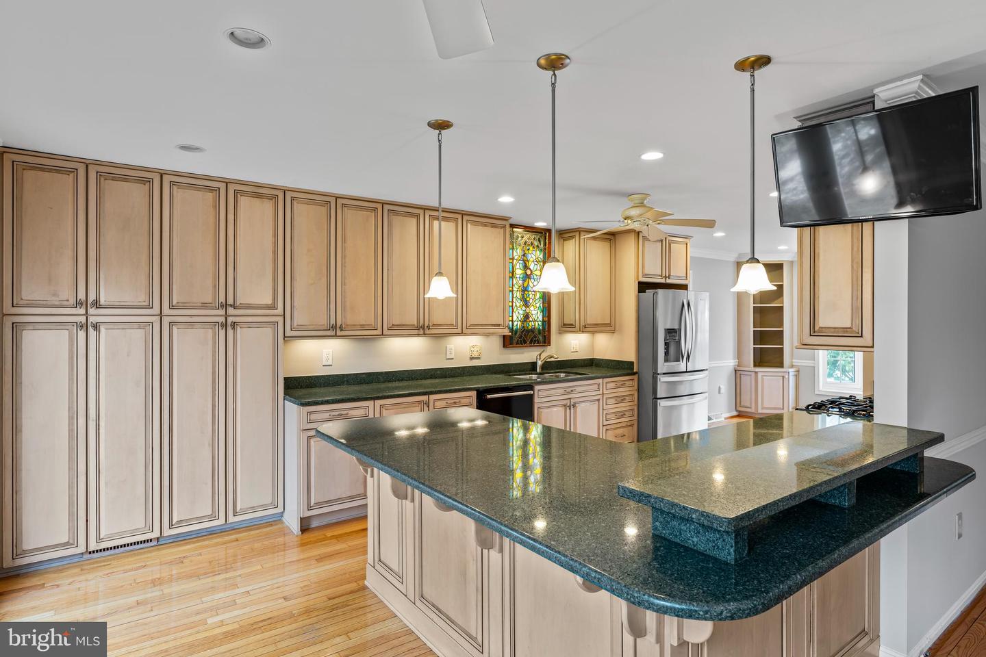 10815 STANHOPE PL, FAIRFAX, Virginia 22032, 4 Bedrooms Bedrooms, ,2 BathroomsBathrooms,Residential,For sale,10815 STANHOPE PL,VAFX2291626 MLS # VAFX2291626