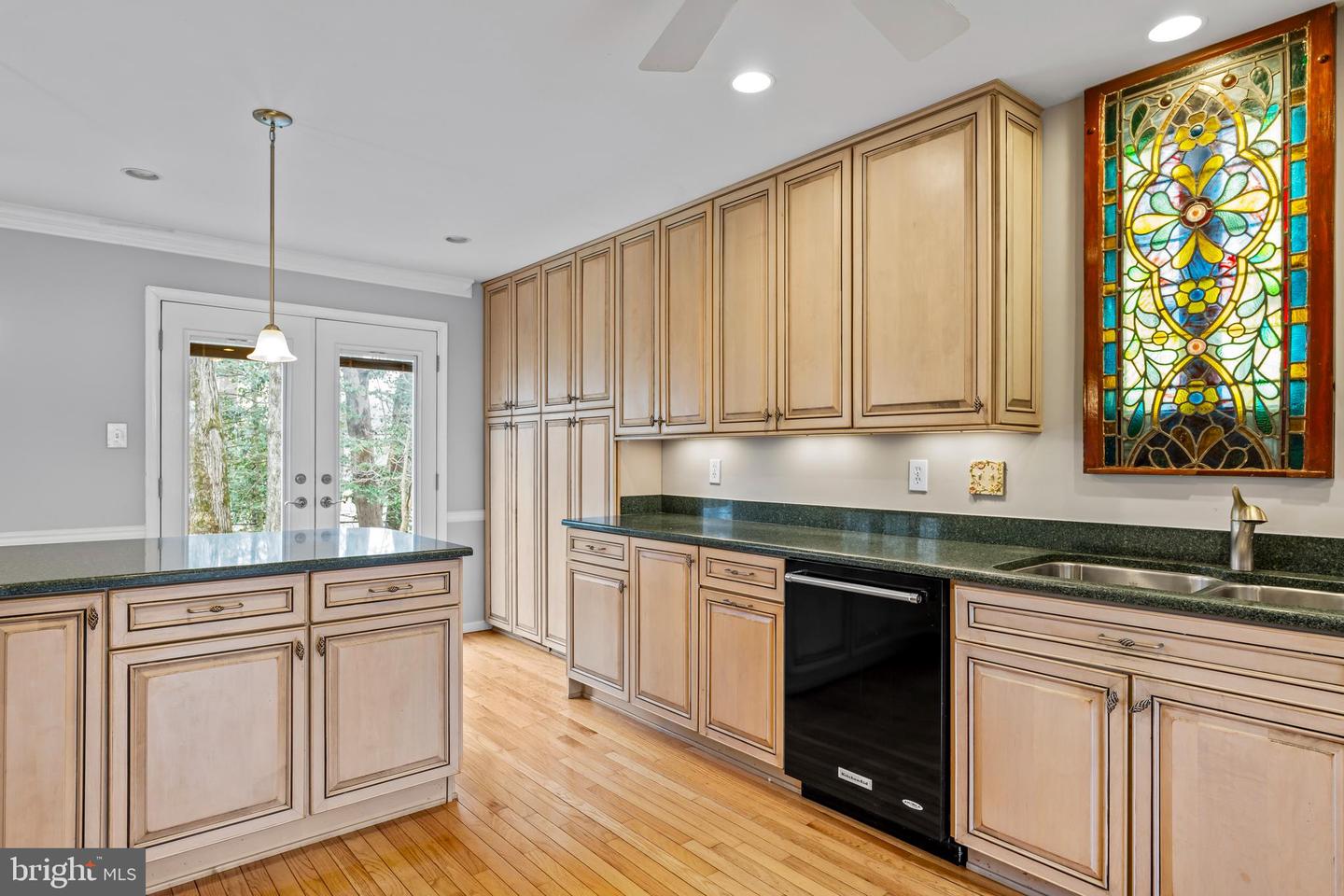 10815 STANHOPE PL, FAIRFAX, Virginia 22032, 4 Bedrooms Bedrooms, ,2 BathroomsBathrooms,Residential,For sale,10815 STANHOPE PL,VAFX2291626 MLS # VAFX2291626