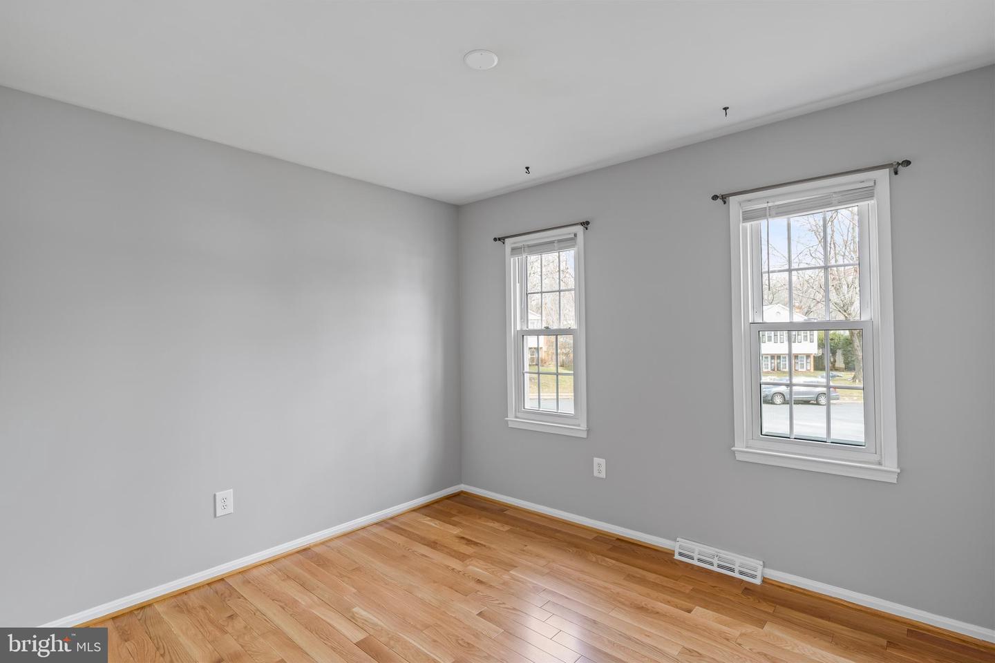 10815 STANHOPE PL, FAIRFAX, Virginia 22032, 4 Bedrooms Bedrooms, ,2 BathroomsBathrooms,Residential,For sale,10815 STANHOPE PL,VAFX2291626 MLS # VAFX2291626