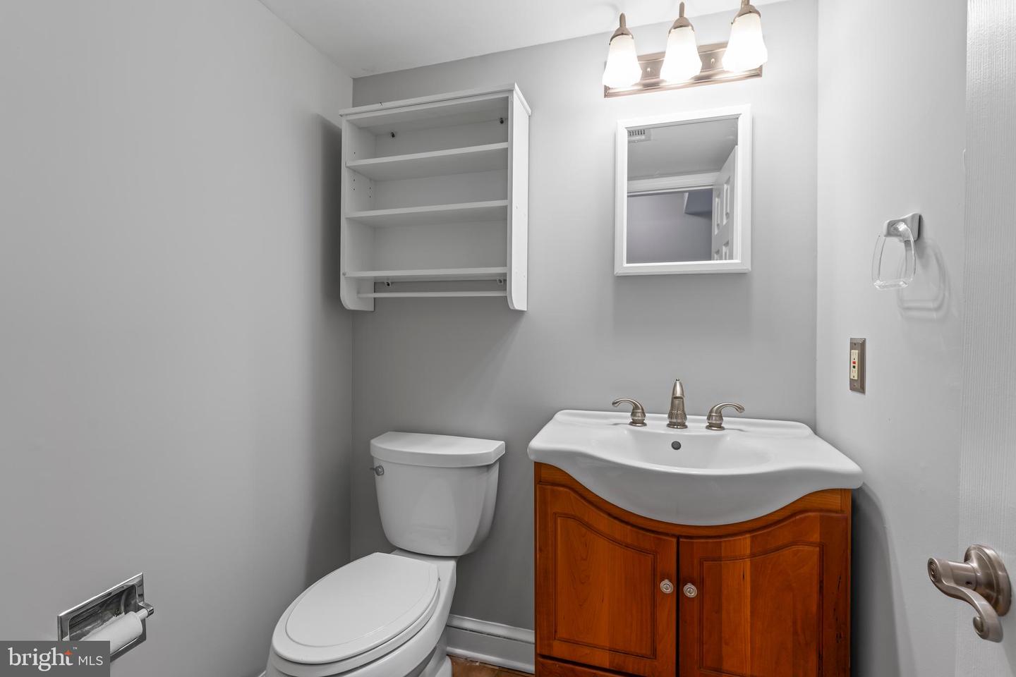 10815 STANHOPE PL, FAIRFAX, Virginia 22032, 4 Bedrooms Bedrooms, ,2 BathroomsBathrooms,Residential,For sale,10815 STANHOPE PL,VAFX2291626 MLS # VAFX2291626