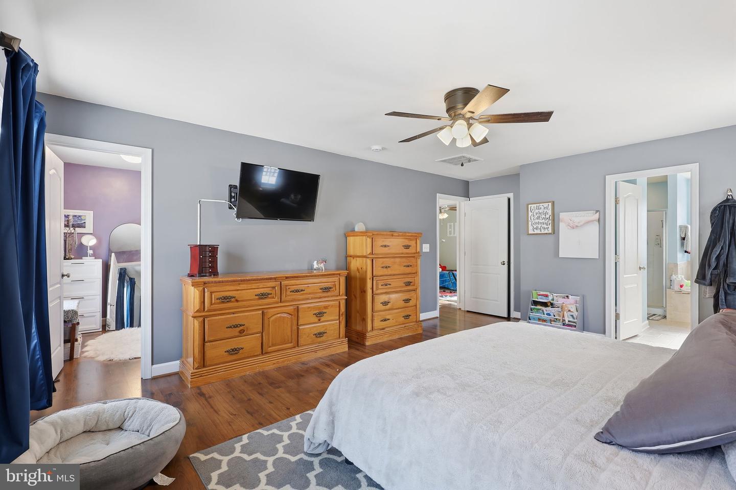 325 PHILLIPS ST, FREDERICKSBURG, Virginia 22405, 5 Bedrooms Bedrooms, ,3 BathroomsBathrooms,Residential,For sale,325 PHILLIPS ST,VAST2046262 MLS # VAST2046262