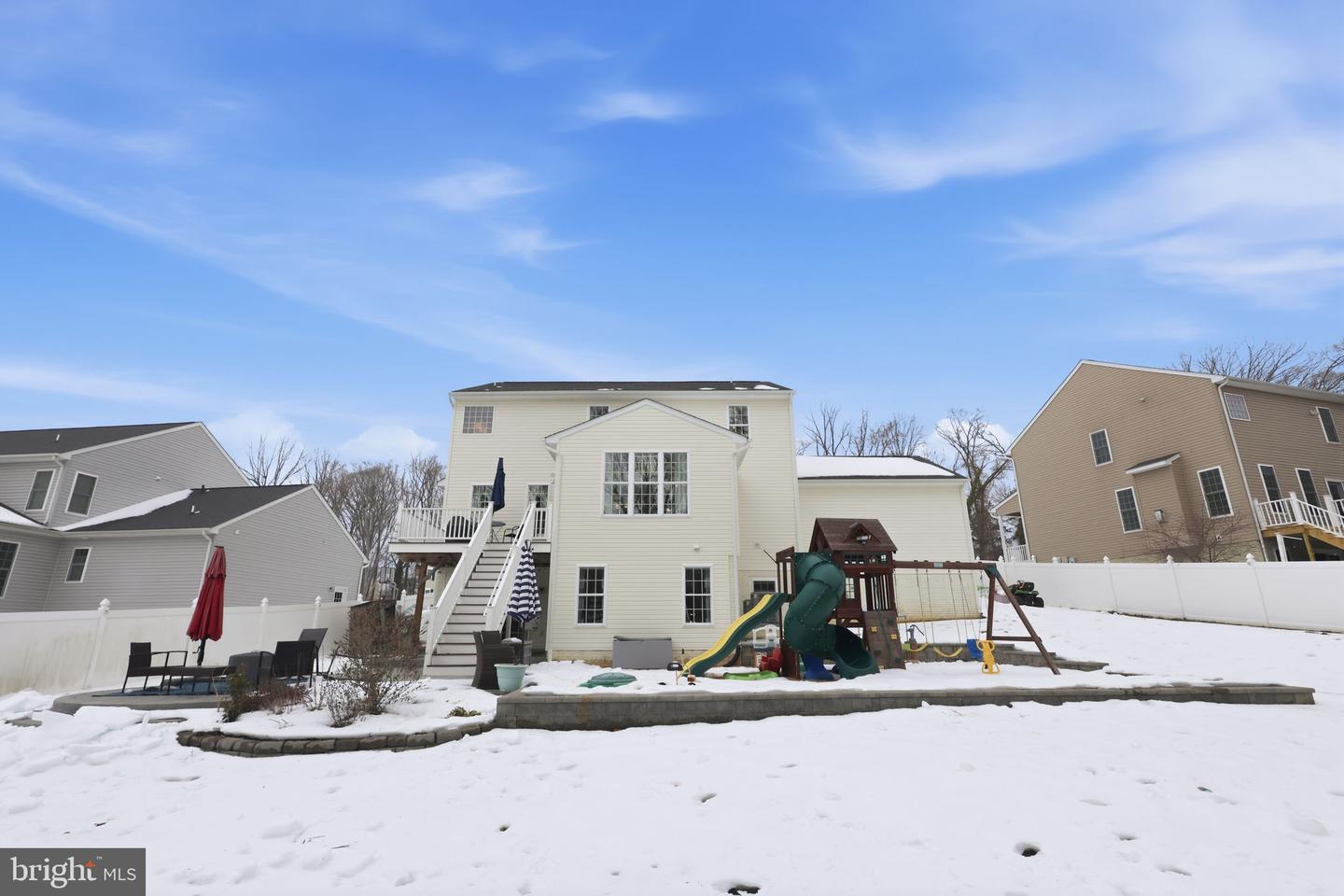 325 PHILLIPS ST, FREDERICKSBURG, Virginia 22405, 5 Bedrooms Bedrooms, ,3 BathroomsBathrooms,Residential,For sale,325 PHILLIPS ST,VAST2046262 MLS # VAST2046262