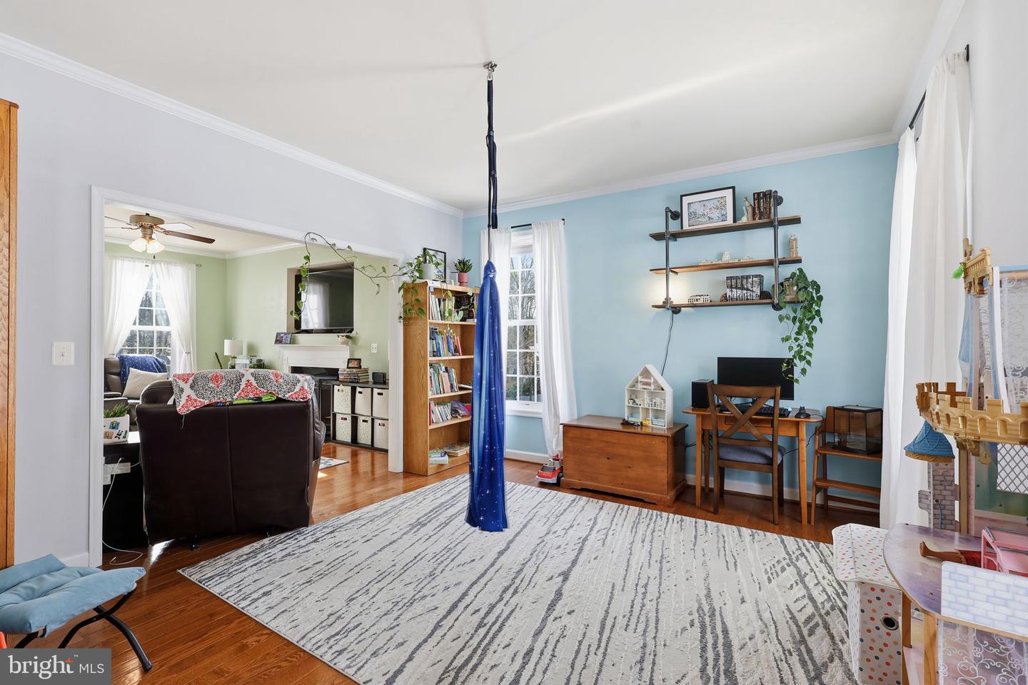 325 PHILLIPS ST, FREDERICKSBURG, Virginia 22405, 5 Bedrooms Bedrooms, ,3 BathroomsBathrooms,Residential,For sale,325 PHILLIPS ST,VAST2046262 MLS # VAST2046262