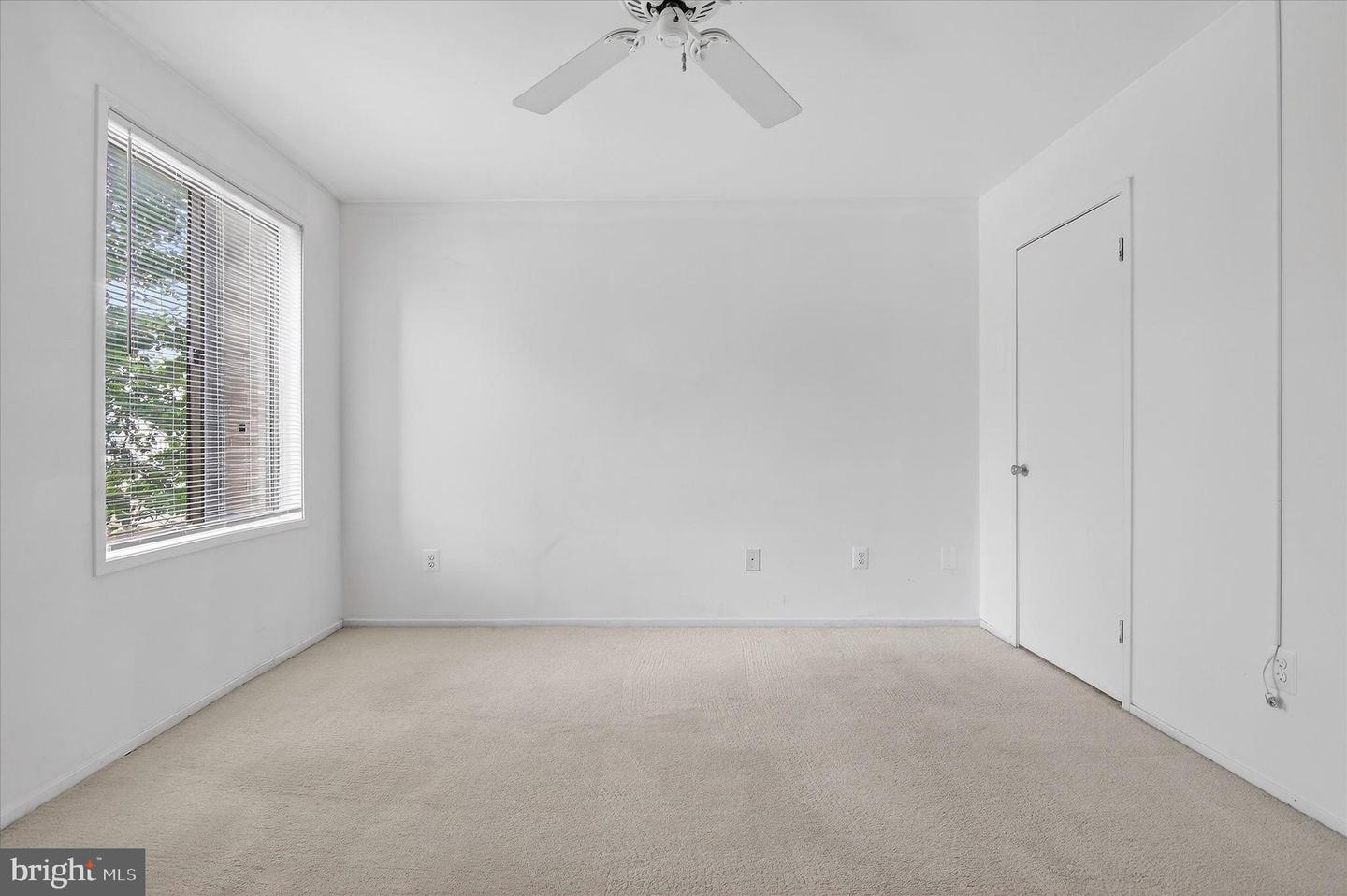 509 FLORIDA AVE #103, HERNDON, Virginia 20170, 2 Bedrooms Bedrooms, ,1 BathroomBathrooms,Residential,For sale,509 FLORIDA AVE #103,VAFX2291712 MLS # VAFX2291712