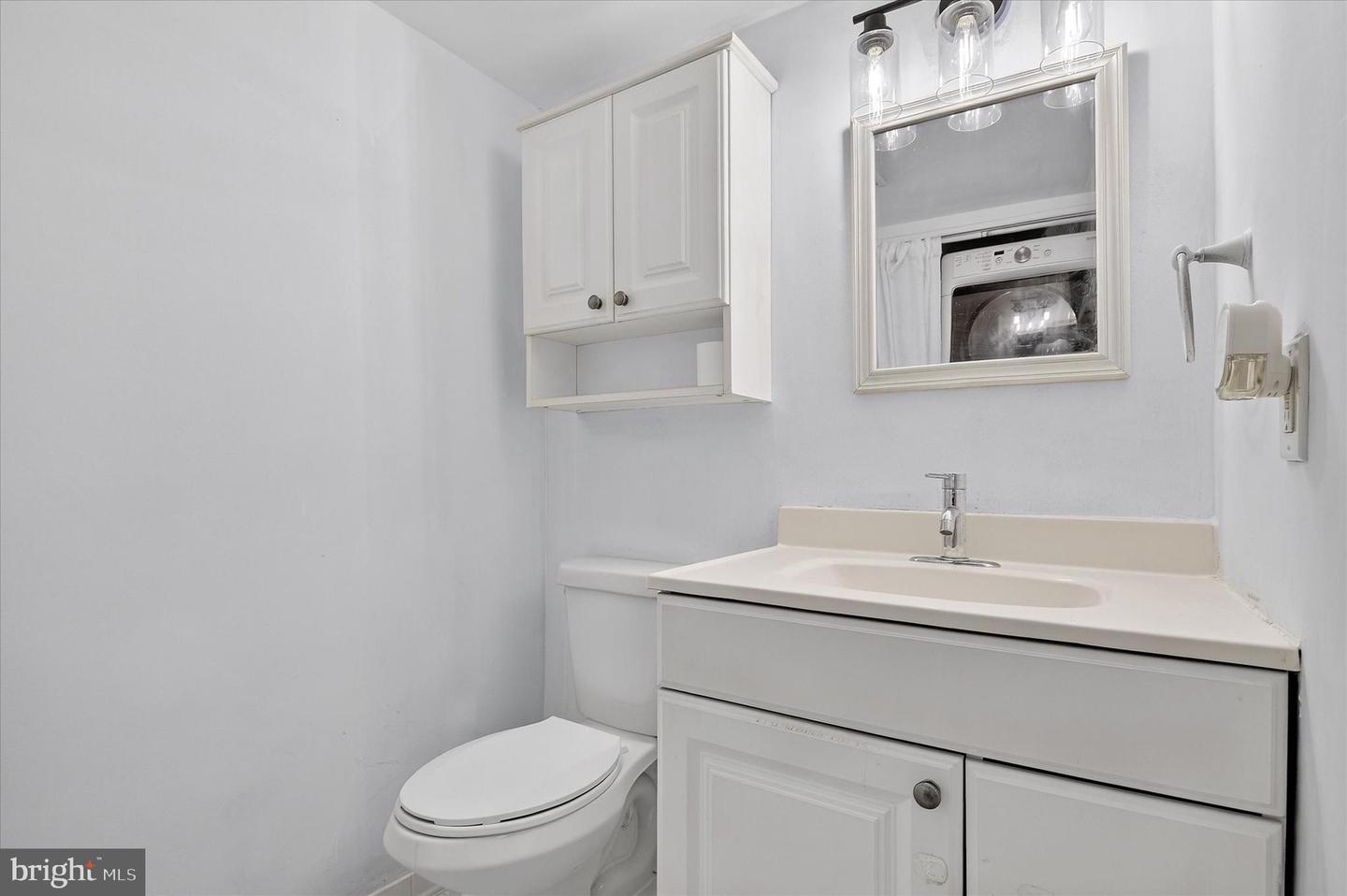 509 FLORIDA AVE #103, HERNDON, Virginia 20170, 2 Bedrooms Bedrooms, ,1 BathroomBathrooms,Residential,For sale,509 FLORIDA AVE #103,VAFX2291712 MLS # VAFX2291712