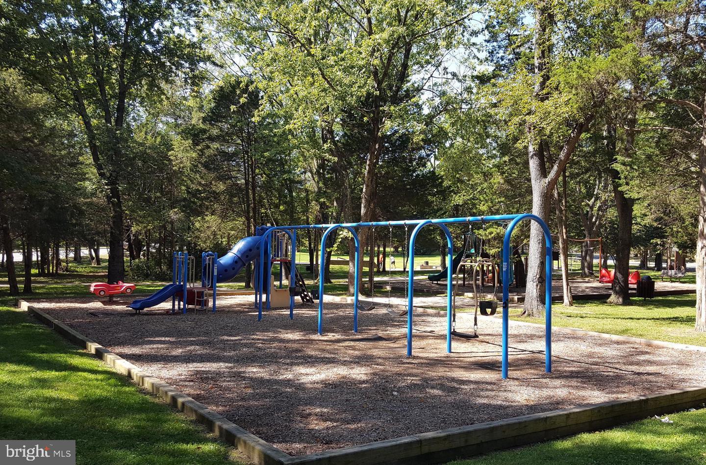 509 FLORIDA AVE #103, HERNDON, Virginia 20170, 2 Bedrooms Bedrooms, ,1 BathroomBathrooms,Residential,For sale,509 FLORIDA AVE #103,VAFX2291712 MLS # VAFX2291712