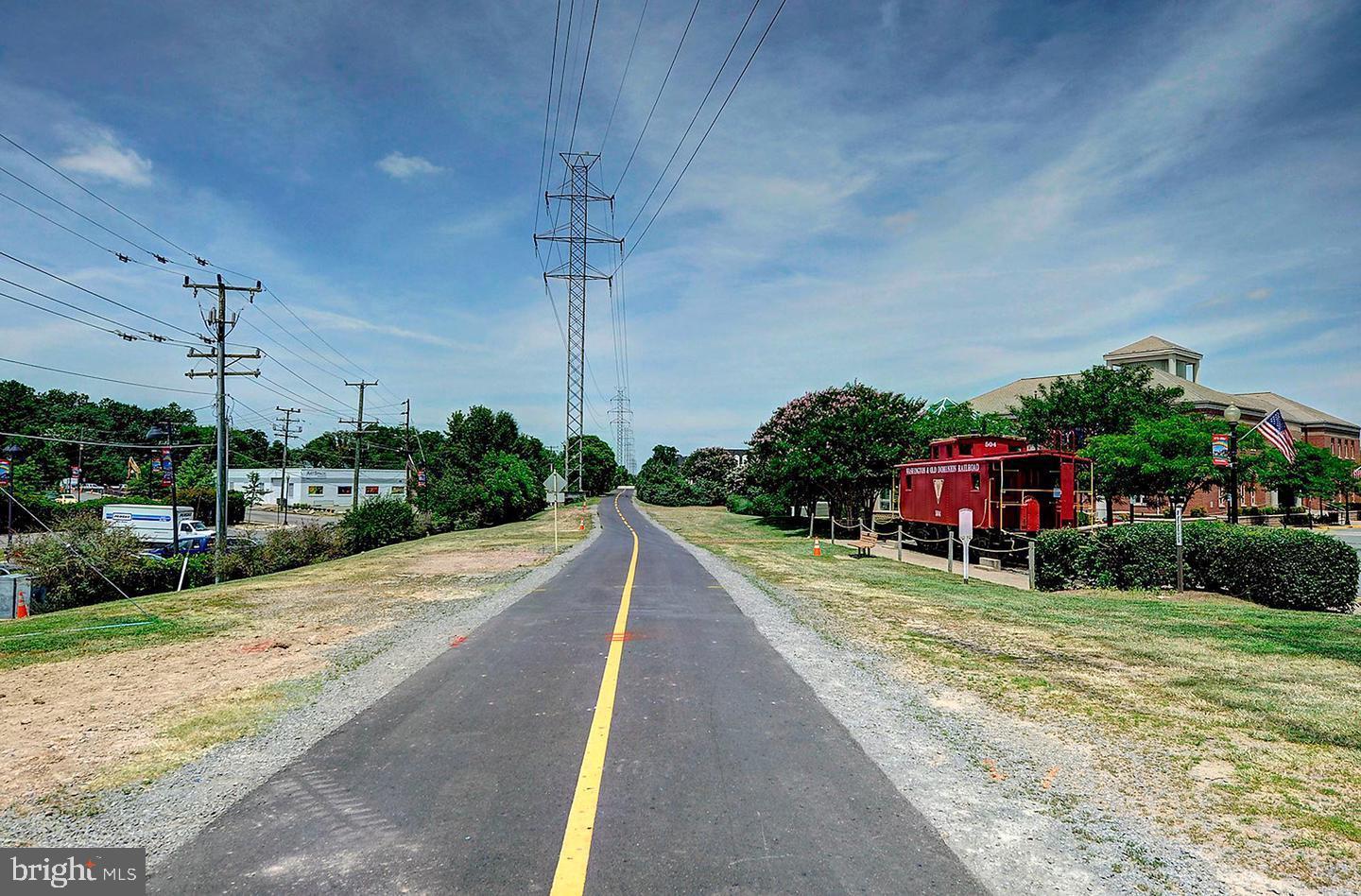 509 FLORIDA AVE #103, HERNDON, Virginia 20170, 2 Bedrooms Bedrooms, ,1 BathroomBathrooms,Residential,For sale,509 FLORIDA AVE #103,VAFX2291712 MLS # VAFX2291712