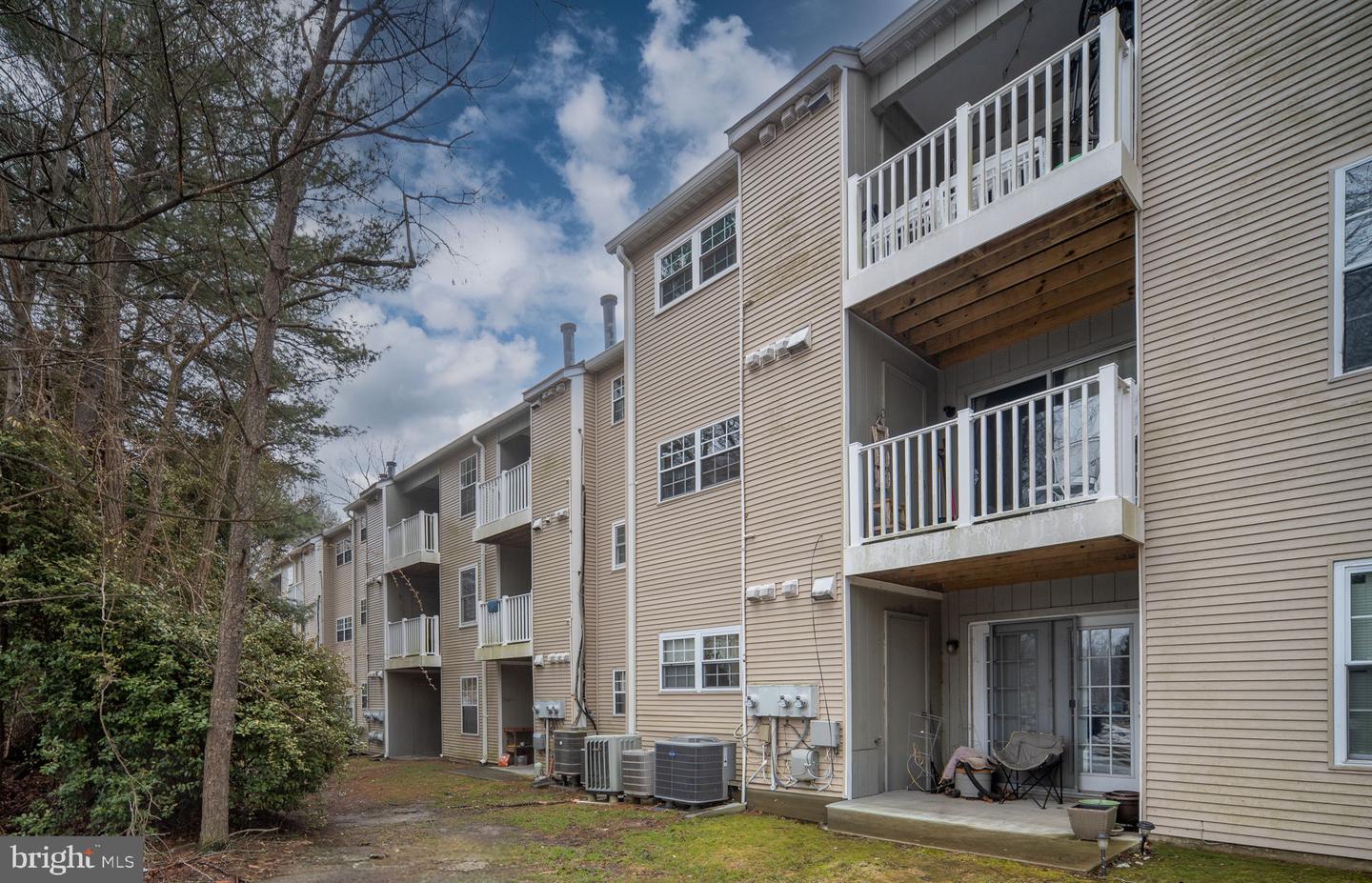 2746 BORDEAUX PL, WOODBRIDGE, Virginia 22192, 3 Bedrooms Bedrooms, ,2 BathroomsBathrooms,Residential,For sale,2746 BORDEAUX PL,VAPW2112802 MLS # VAPW2112802