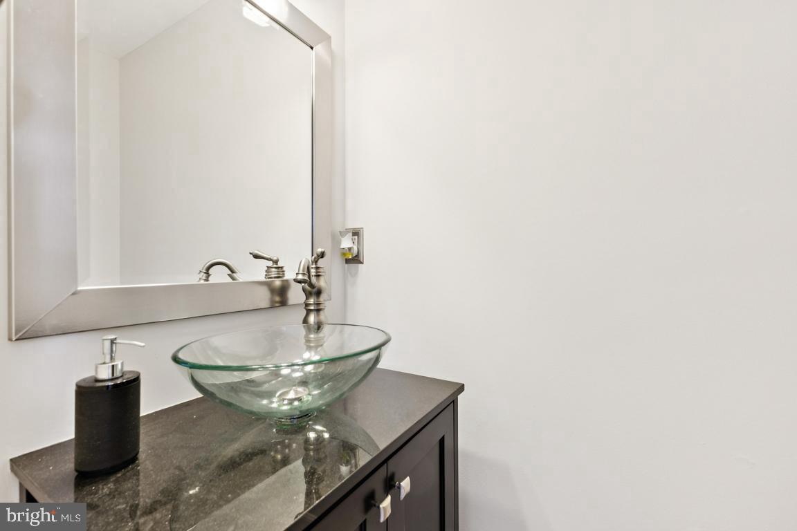 14408 TRACY SCHAR LN, CENTREVILLE, Virginia 20121, 4 Bedrooms Bedrooms, ,3 BathroomsBathrooms,Residential,For sale,14408 TRACY SCHAR LN,VAFX2291782 MLS # VAFX2291782