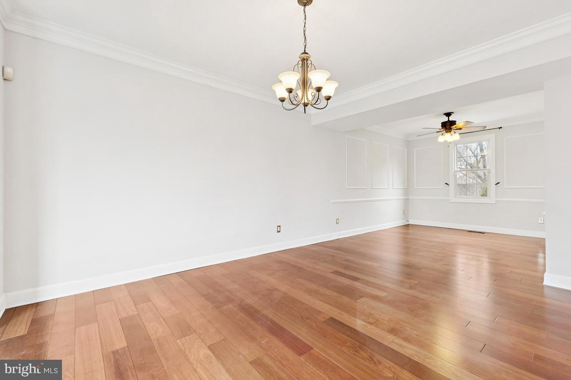 14408 TRACY SCHAR LN, CENTREVILLE, Virginia 20121, 4 Bedrooms Bedrooms, ,3 BathroomsBathrooms,Residential,For sale,14408 TRACY SCHAR LN,VAFX2291782 MLS # VAFX2291782