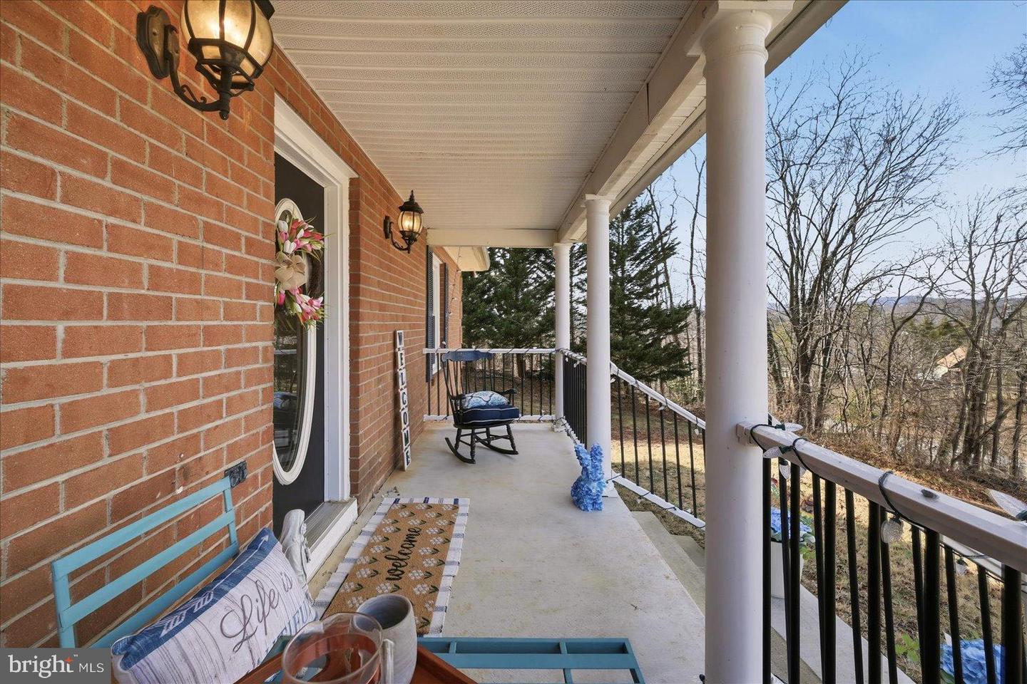 420 LURAY AVE, FRONT ROYAL, Virginia 22630, 5 Bedrooms Bedrooms, 12 Rooms Rooms,3 BathroomsBathrooms,Residential,For sale,420 LURAY AVE,VAWR2013460 MLS # VAWR2013460