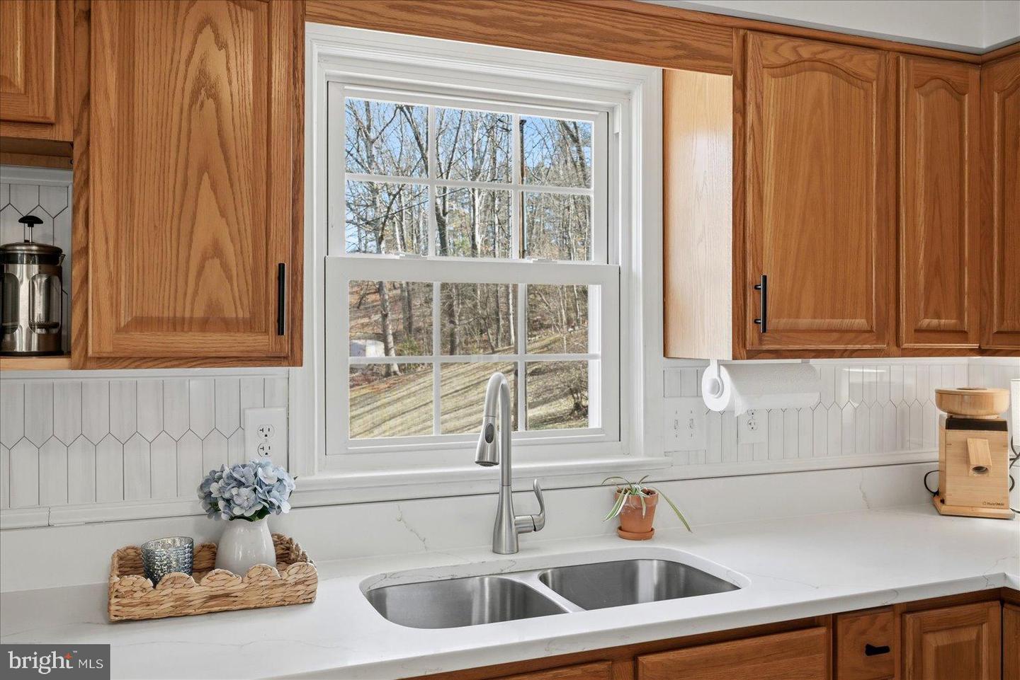 420 LURAY AVE, FRONT ROYAL, Virginia 22630, 5 Bedrooms Bedrooms, 12 Rooms Rooms,3 BathroomsBathrooms,Residential,For sale,420 LURAY AVE,VAWR2013460 MLS # VAWR2013460