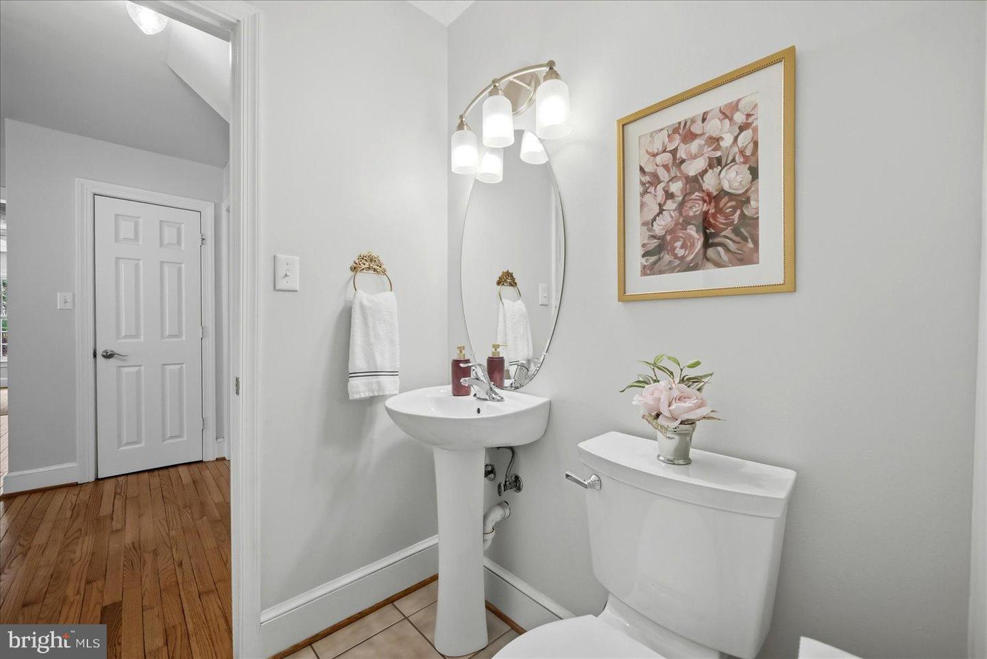 420 LURAY AVE, FRONT ROYAL, Virginia 22630, 5 Bedrooms Bedrooms, 12 Rooms Rooms,3 BathroomsBathrooms,Residential,For sale,420 LURAY AVE,VAWR2013460 MLS # VAWR2013460