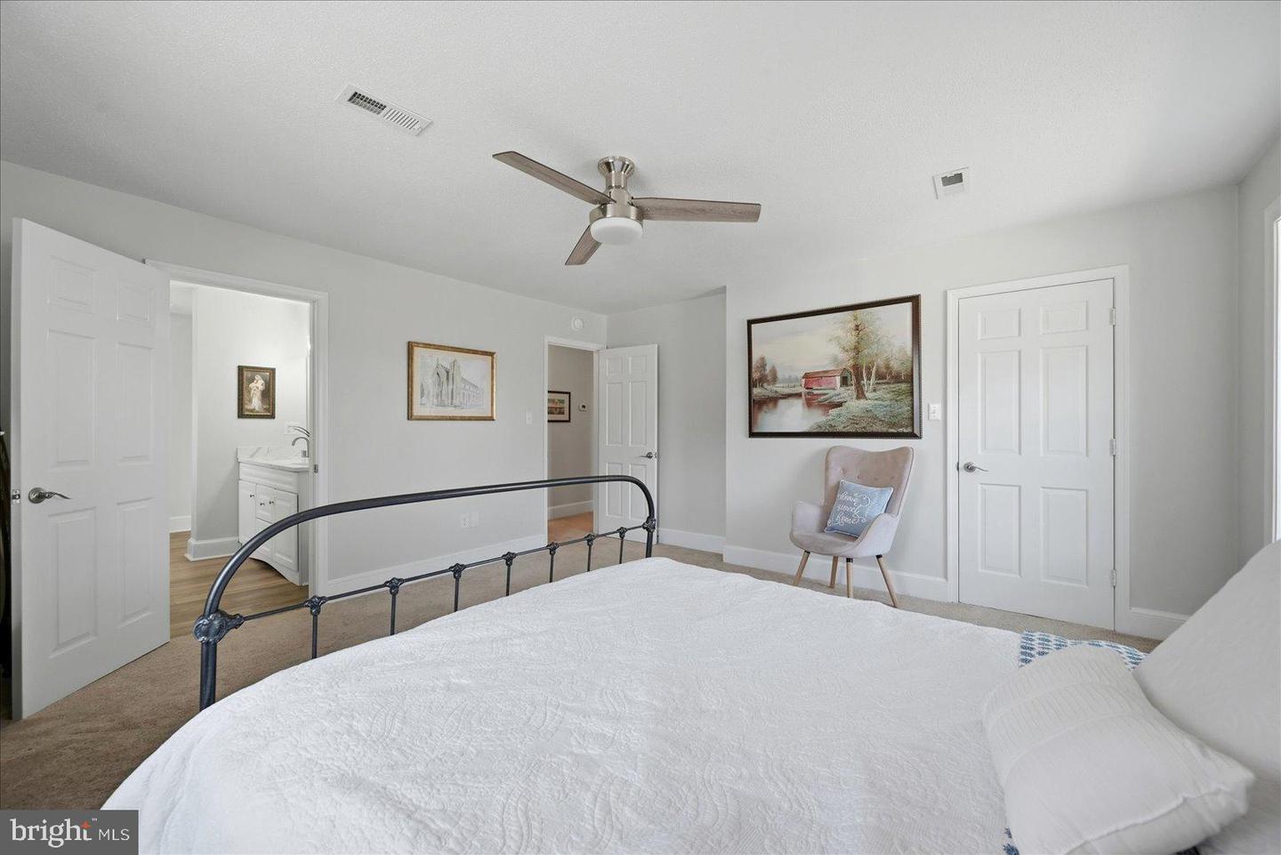 420 LURAY AVE, FRONT ROYAL, Virginia 22630, 5 Bedrooms Bedrooms, 12 Rooms Rooms,3 BathroomsBathrooms,Residential,For sale,420 LURAY AVE,VAWR2013460 MLS # VAWR2013460