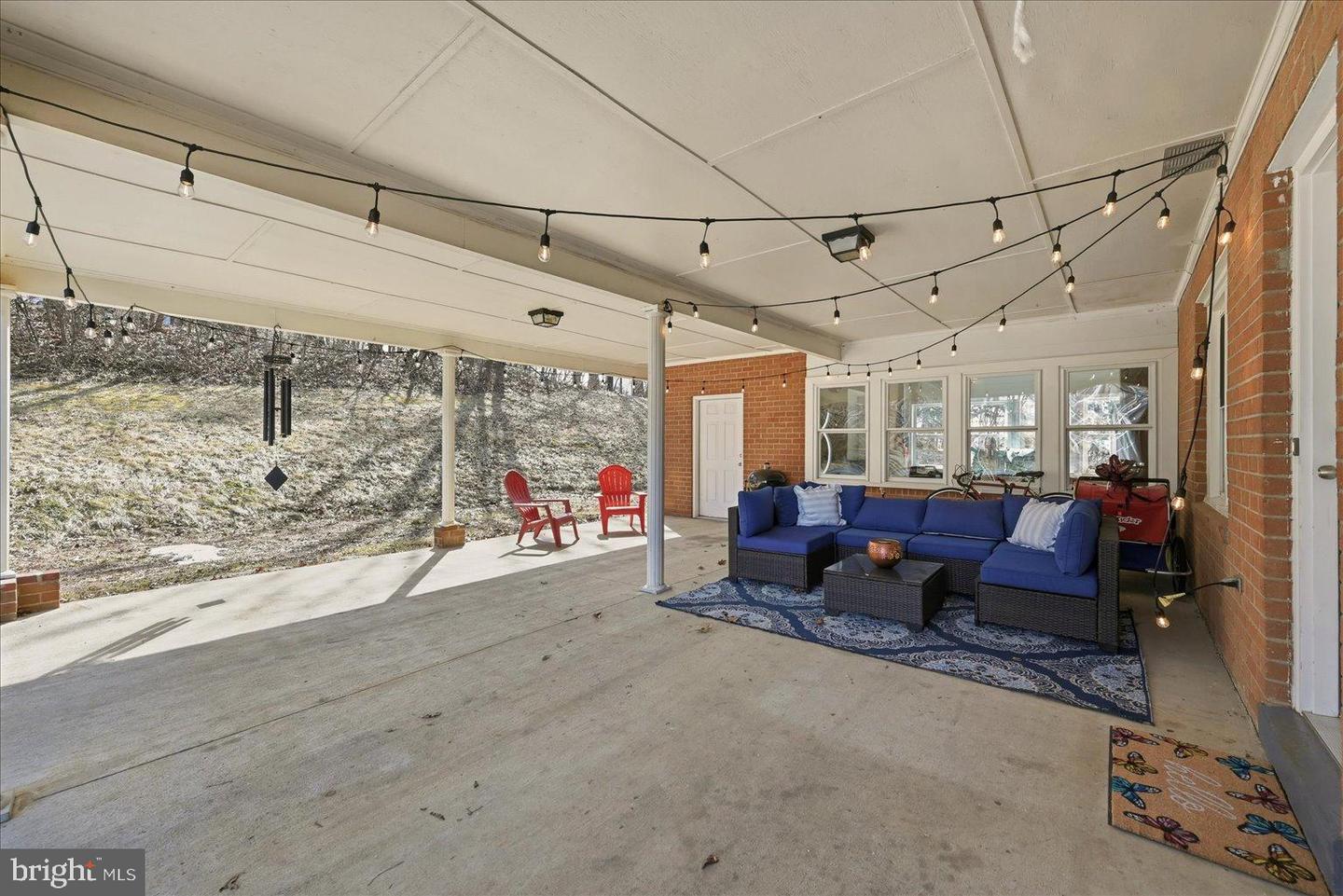 420 LURAY AVE, FRONT ROYAL, Virginia 22630, 5 Bedrooms Bedrooms, 12 Rooms Rooms,3 BathroomsBathrooms,Residential,For sale,420 LURAY AVE,VAWR2013460 MLS # VAWR2013460