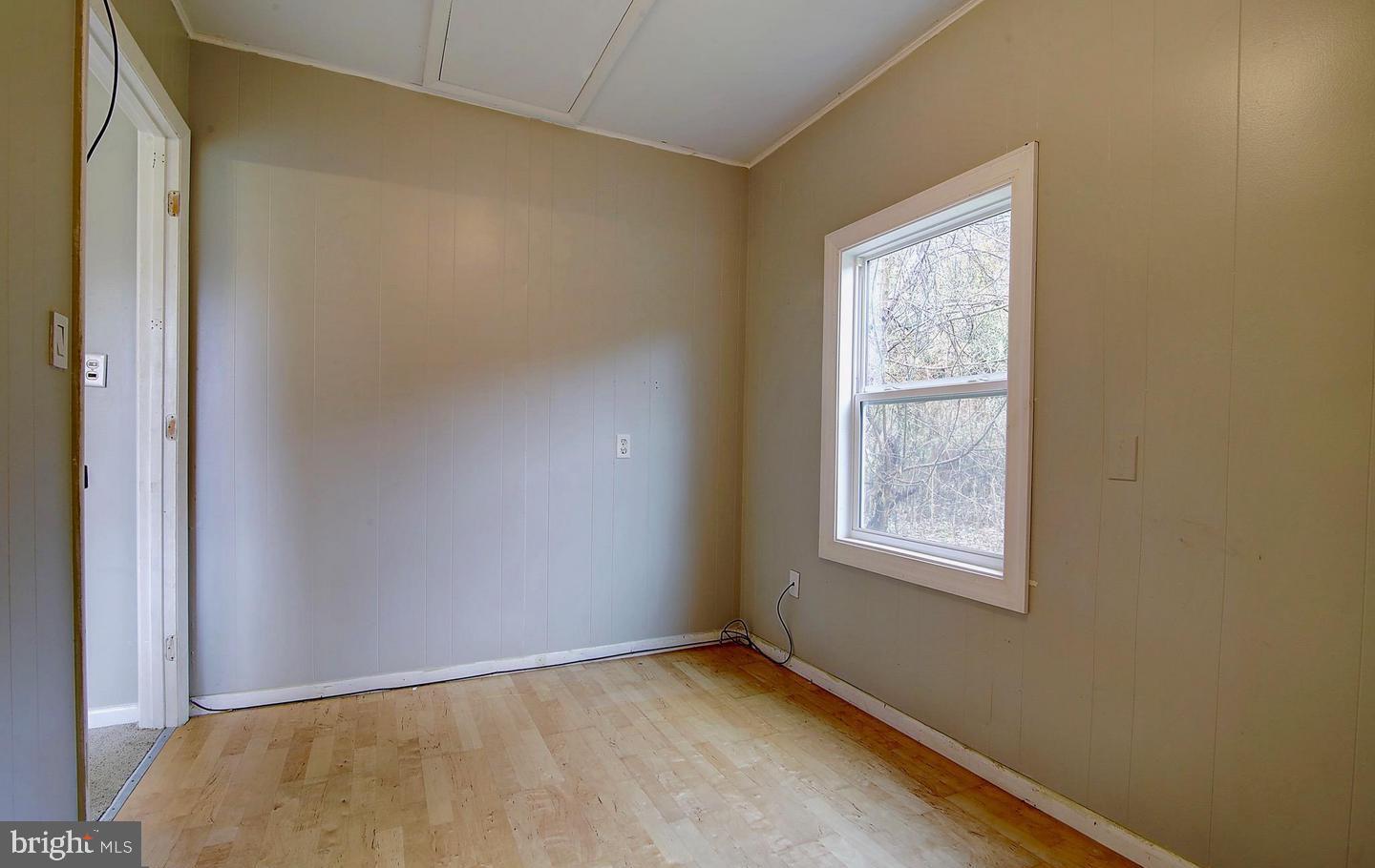 13096 FURNACE MOUNTAIN RD, LOVETTSVILLE, Virginia 20180, 3 Bedrooms Bedrooms, ,1 BathroomBathrooms,Residential,For sale,13096 FURNACE MOUNTAIN RD,VALO2116322 MLS # VALO2116322