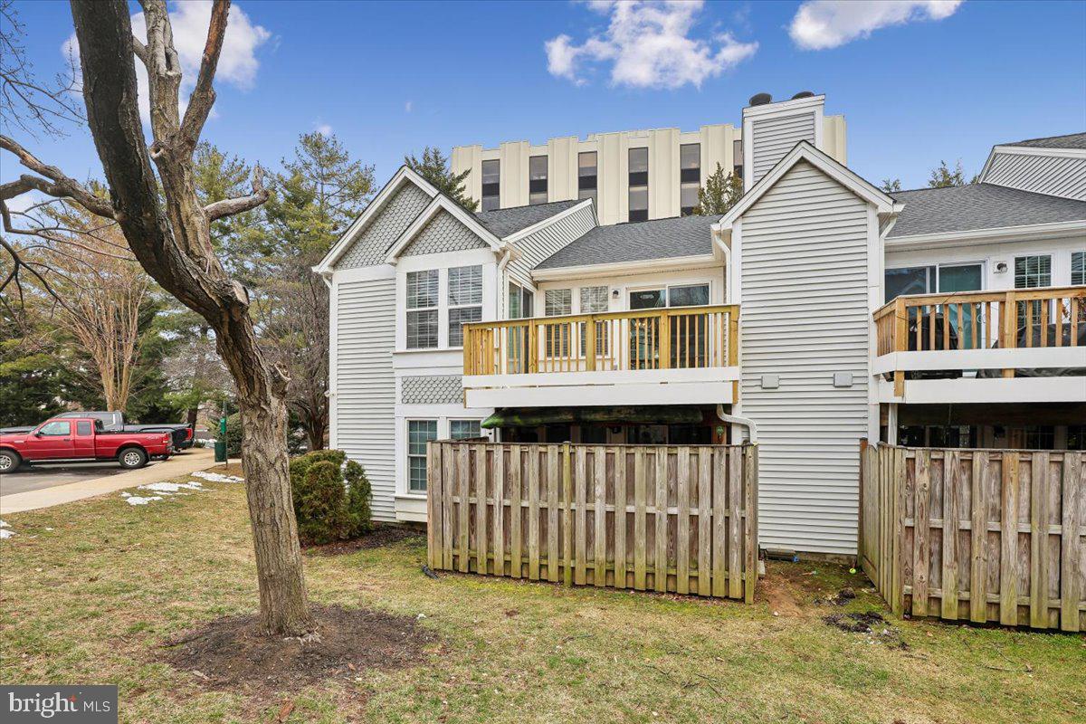 3403 LAKESIDE VIEW DR #18-4, FALLS CHURCH, Virginia 22041, 2 Bedrooms Bedrooms, ,1 BathroomBathrooms,Residential,For sale,3403 LAKESIDE VIEW DR #18-4,VAFX2291978 MLS # VAFX2291978