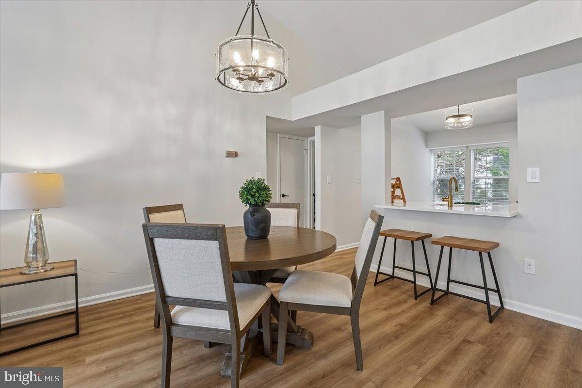 3403 LAKESIDE VIEW DR #18-4, FALLS CHURCH, Virginia 22041, 2 Bedrooms Bedrooms, ,1 BathroomBathrooms,Residential,For sale,3403 LAKESIDE VIEW DR #18-4,VAFX2291978 MLS # VAFX2291978