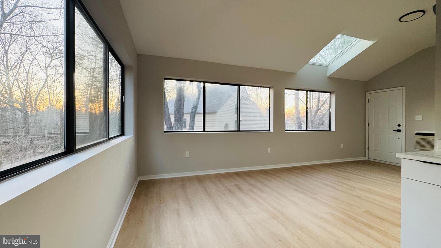 1671 CEDAR HOLLOW WAY, RESTON, Virginia 20194, 4 Bedrooms Bedrooms, ,4 BathroomsBathrooms,Residential,For sale,1671 CEDAR HOLLOW WAY,VAFX2292006 MLS # VAFX2292006