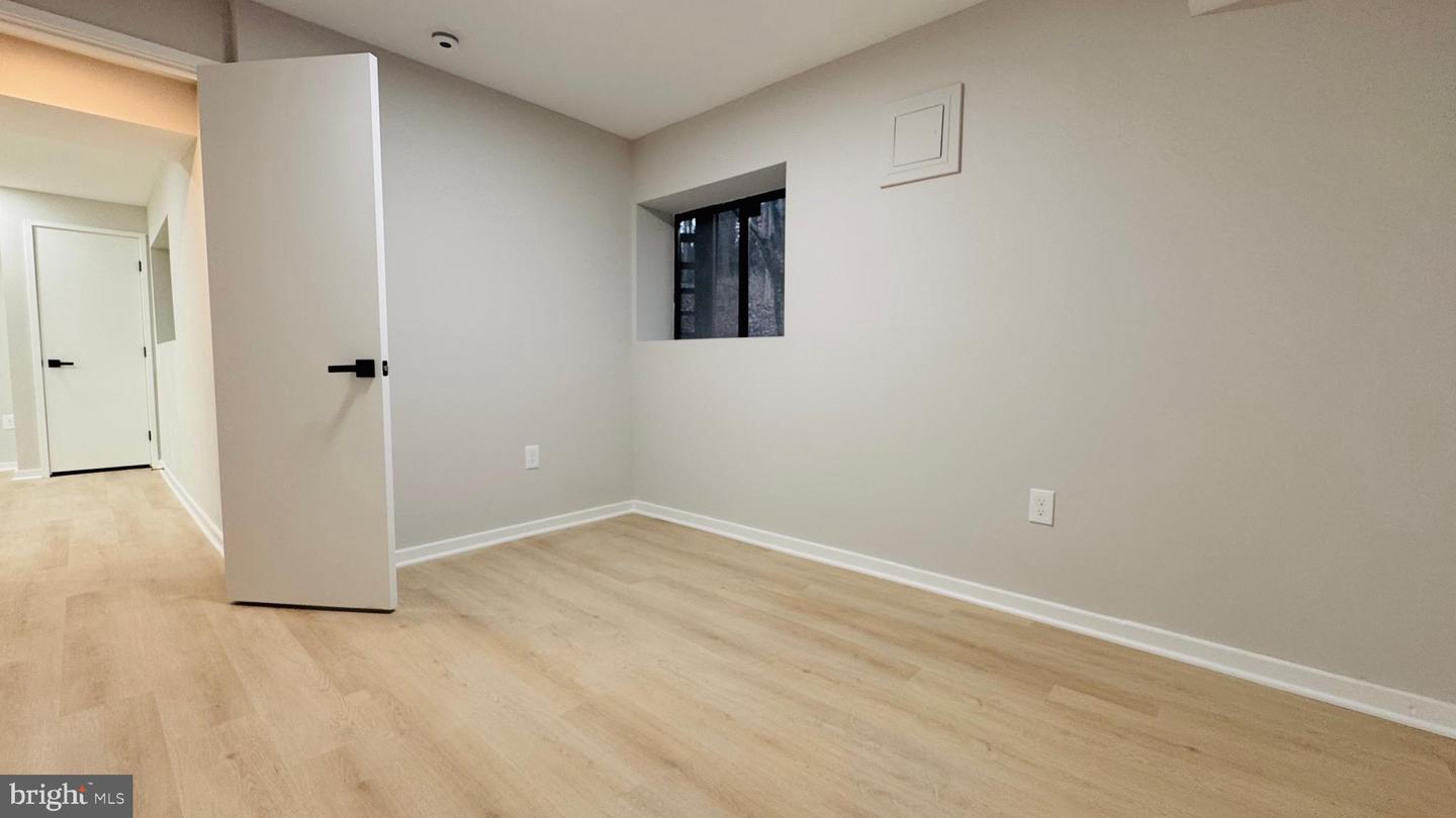 1671 CEDAR HOLLOW WAY, RESTON, Virginia 20194, 4 Bedrooms Bedrooms, ,4 BathroomsBathrooms,Residential,For sale,1671 CEDAR HOLLOW WAY,VAFX2292006 MLS # VAFX2292006