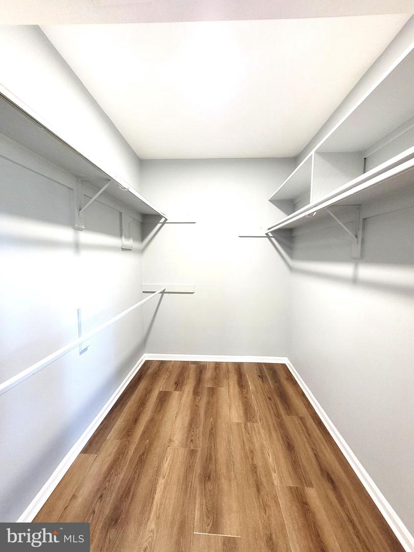 9800 KINGSBRIDGE DR #2, FAIRFAX, Virginia 22031, 3 Bedrooms Bedrooms, ,2 BathroomsBathrooms,Residential,For sale,9800 KINGSBRIDGE DR #2,VAFX2292020 MLS # VAFX2292020