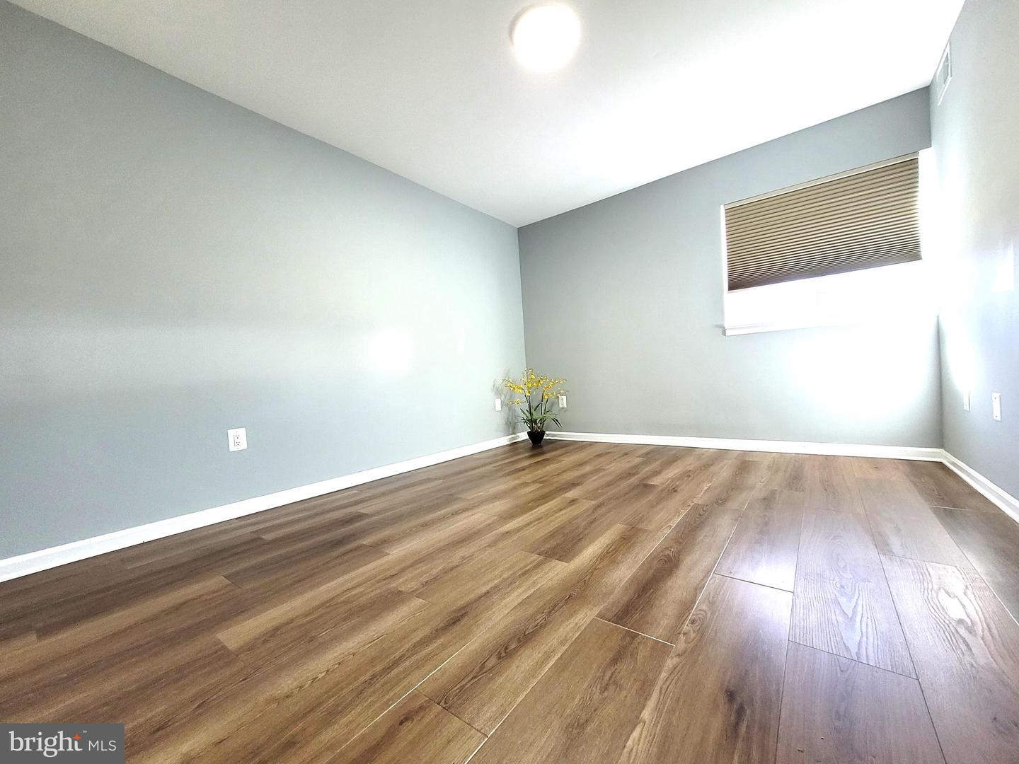 9800 KINGSBRIDGE DR #2, FAIRFAX, Virginia 22031, 3 Bedrooms Bedrooms, ,2 BathroomsBathrooms,Residential,For sale,9800 KINGSBRIDGE DR #2,VAFX2292020 MLS # VAFX2292020