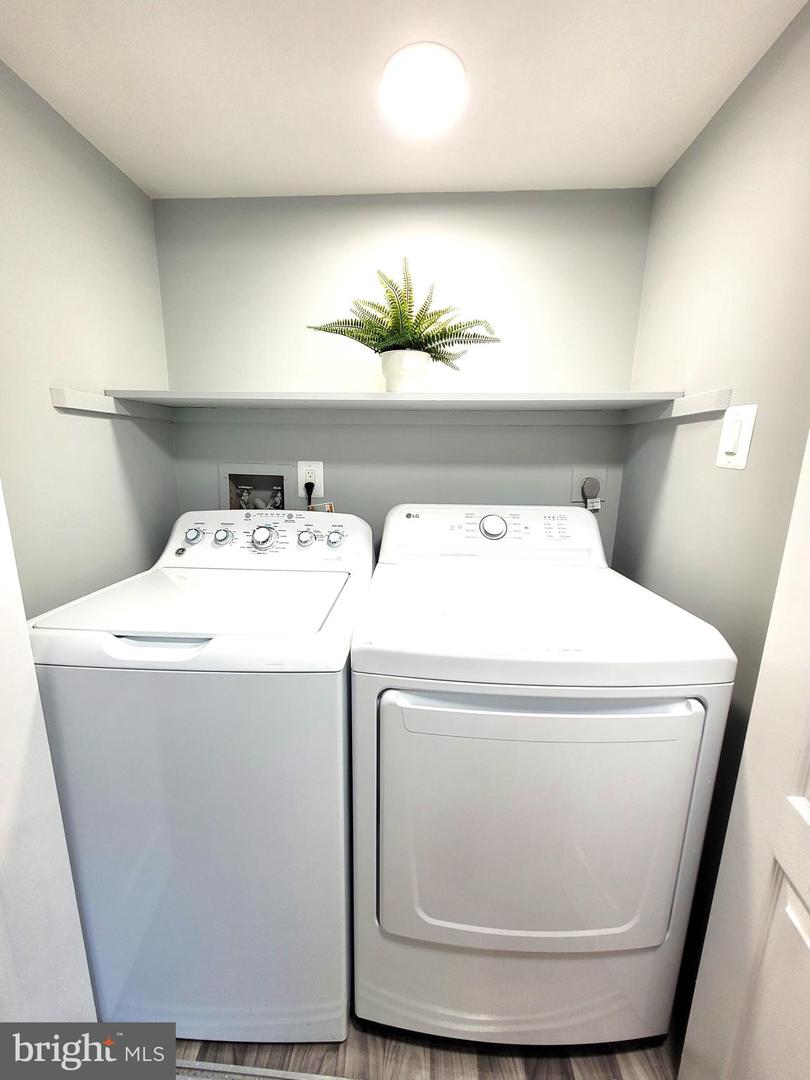 9800 KINGSBRIDGE DR #2, FAIRFAX, Virginia 22031, 3 Bedrooms Bedrooms, ,2 BathroomsBathrooms,Residential,For sale,9800 KINGSBRIDGE DR #2,VAFX2292020 MLS # VAFX2292020