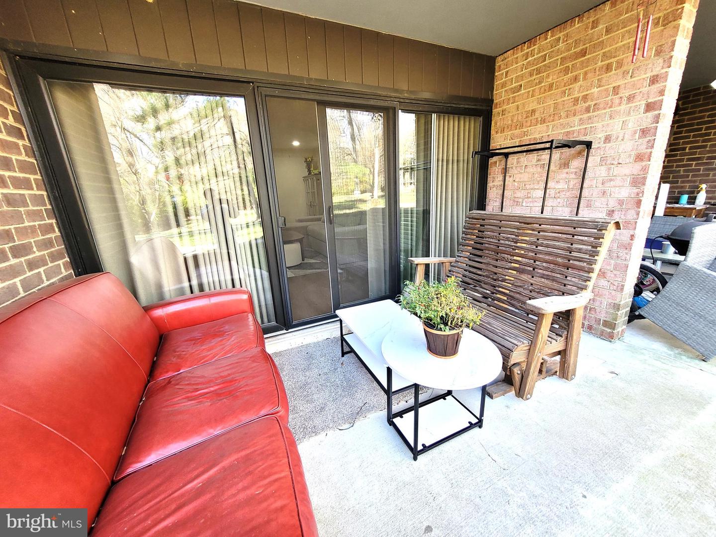 9800 KINGSBRIDGE DR #2, FAIRFAX, Virginia 22031, 3 Bedrooms Bedrooms, ,2 BathroomsBathrooms,Residential,For sale,9800 KINGSBRIDGE DR #2,VAFX2292020 MLS # VAFX2292020