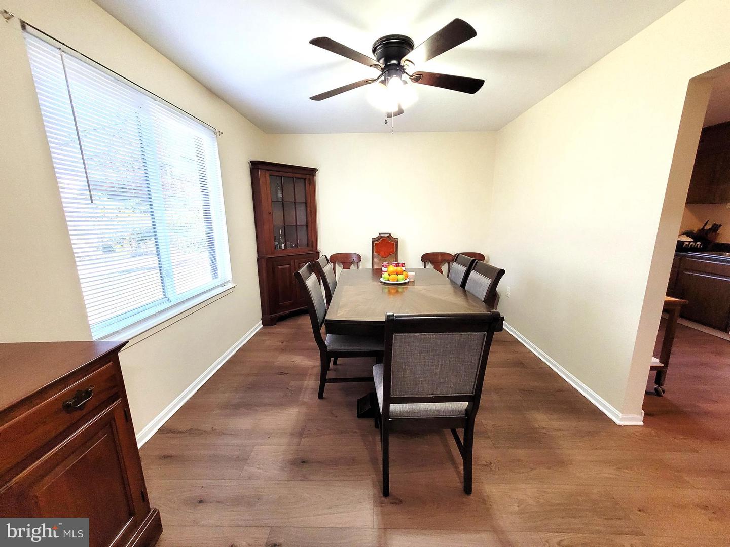 9800 KINGSBRIDGE DR #2, FAIRFAX, Virginia 22031, 3 Bedrooms Bedrooms, ,2 BathroomsBathrooms,Residential,For sale,9800 KINGSBRIDGE DR #2,VAFX2292020 MLS # VAFX2292020