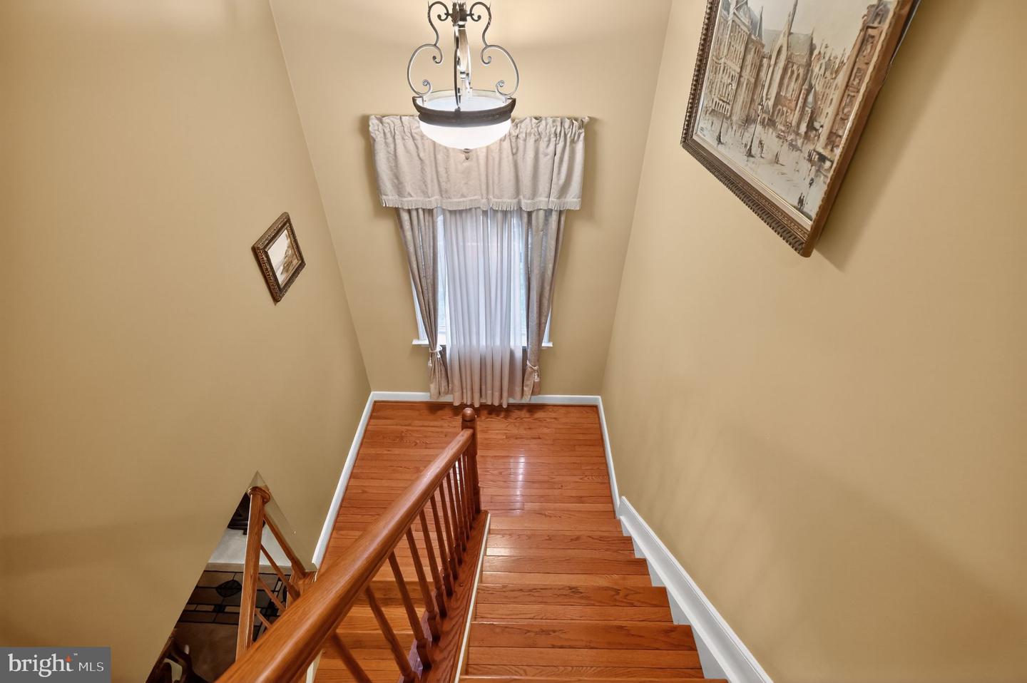 5837 RHODE ISLAND DR, WOODBRIDGE, Virginia 22193, 5 Bedrooms Bedrooms, ,3 BathroomsBathrooms,Residential,For sale,5837 RHODE ISLAND DR,VAPW2112974 MLS # VAPW2112974