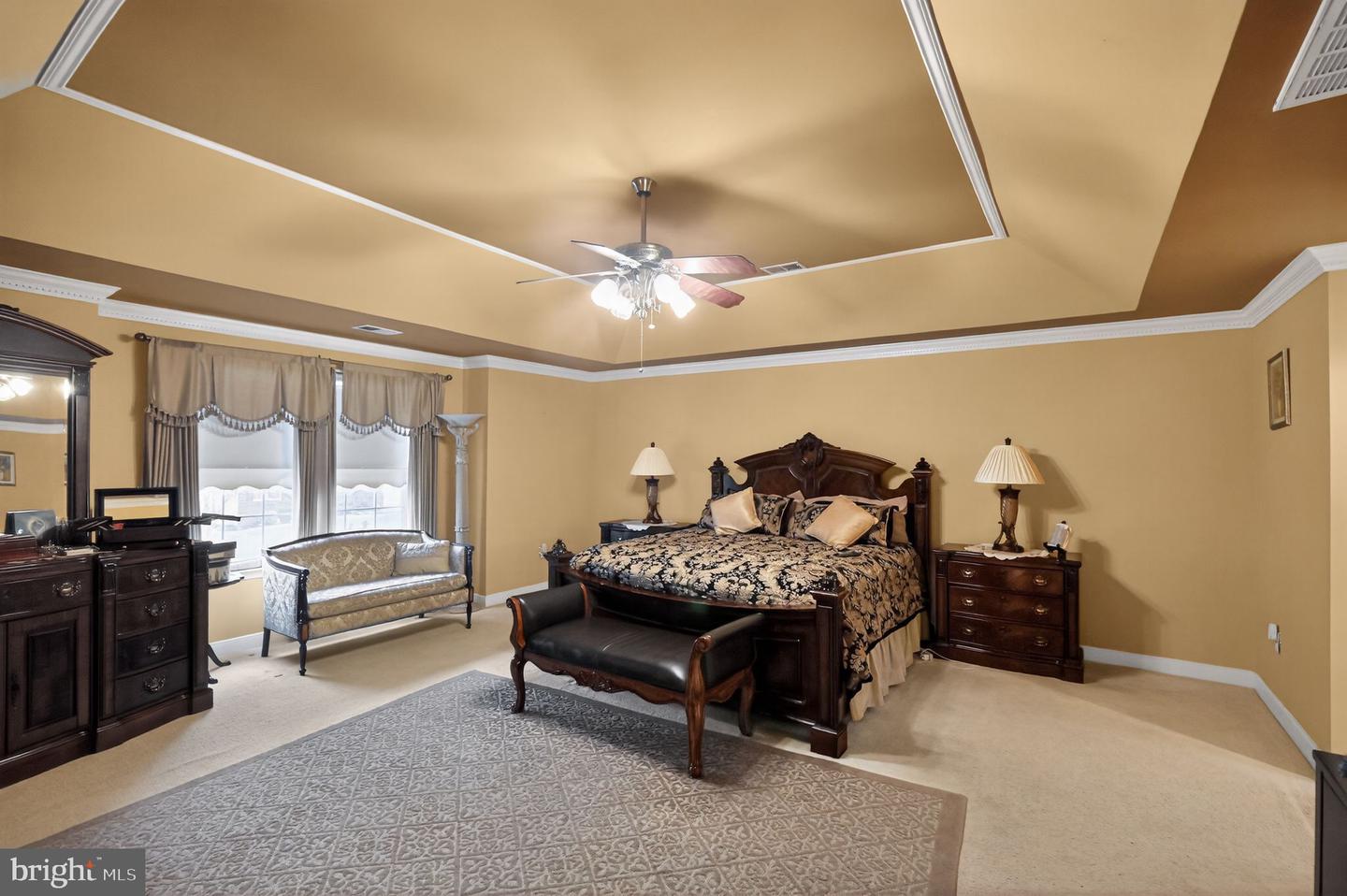 5837 RHODE ISLAND DR, WOODBRIDGE, Virginia 22193, 5 Bedrooms Bedrooms, ,3 BathroomsBathrooms,Residential,For sale,5837 RHODE ISLAND DR,VAPW2112974 MLS # VAPW2112974