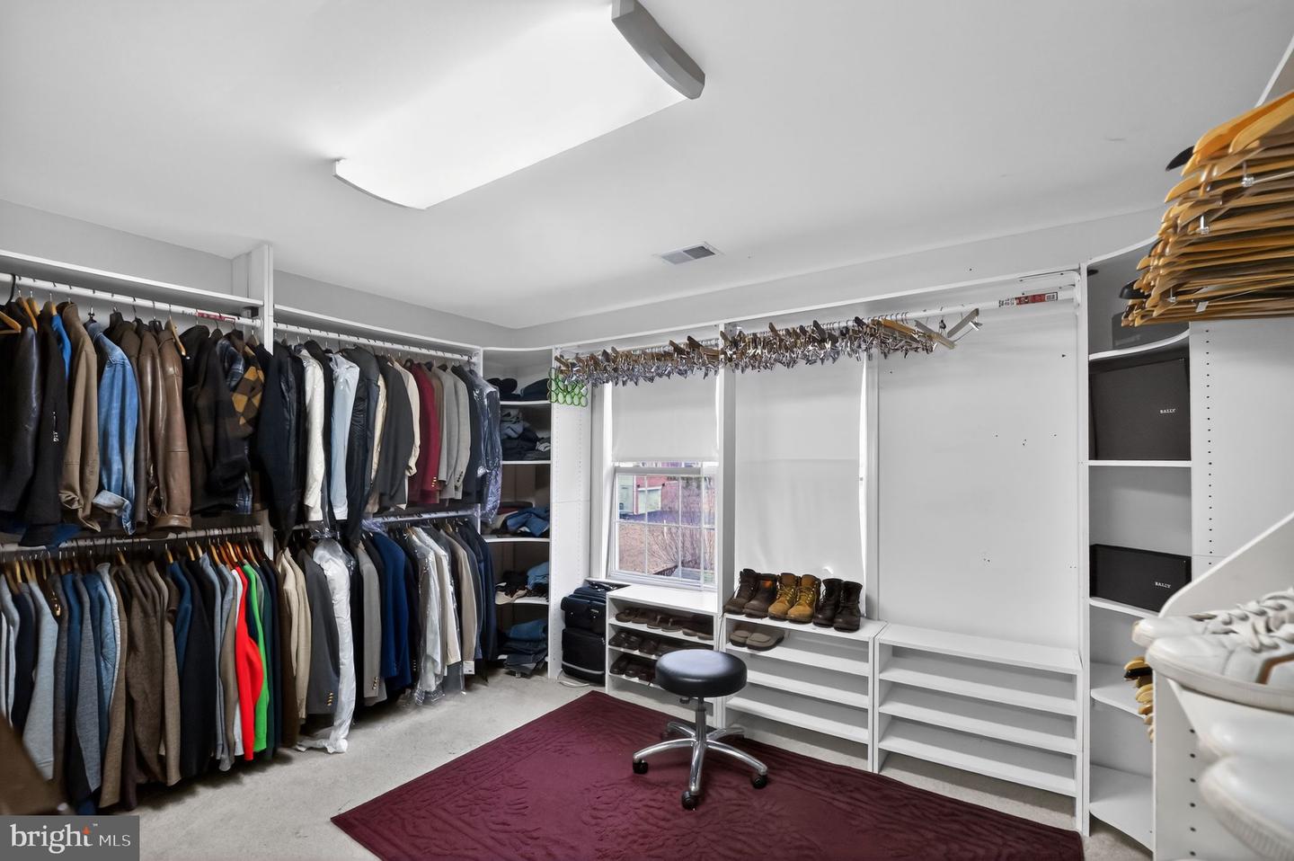 5837 RHODE ISLAND DR, WOODBRIDGE, Virginia 22193, 5 Bedrooms Bedrooms, ,3 BathroomsBathrooms,Residential,For sale,5837 RHODE ISLAND DR,VAPW2112974 MLS # VAPW2112974