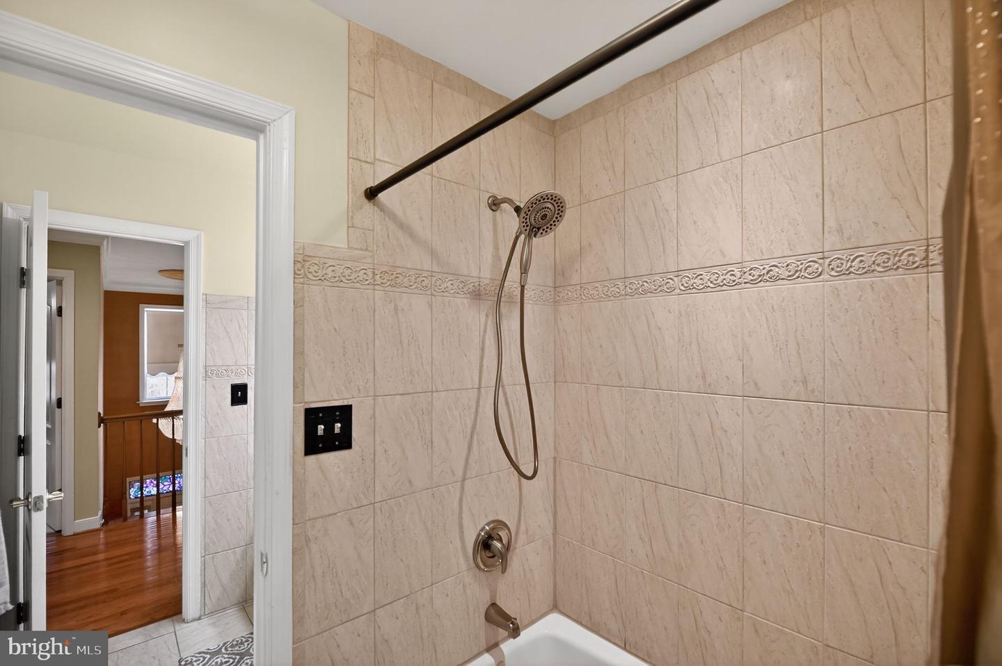 5837 RHODE ISLAND DR, WOODBRIDGE, Virginia 22193, 5 Bedrooms Bedrooms, ,3 BathroomsBathrooms,Residential,For sale,5837 RHODE ISLAND DR,VAPW2112974 MLS # VAPW2112974