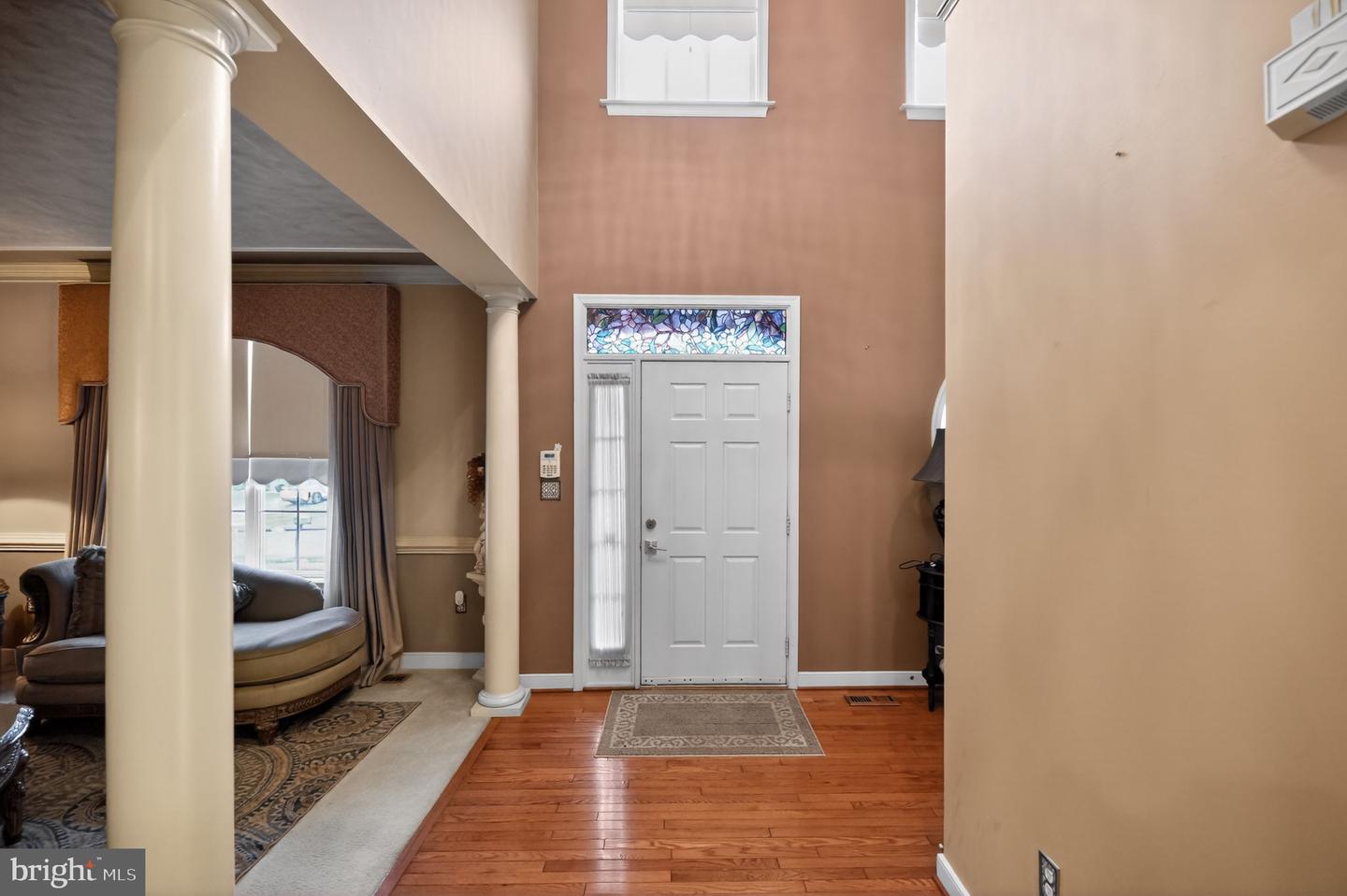 5837 RHODE ISLAND DR, WOODBRIDGE, Virginia 22193, 5 Bedrooms Bedrooms, ,3 BathroomsBathrooms,Residential,For sale,5837 RHODE ISLAND DR,VAPW2112974 MLS # VAPW2112974