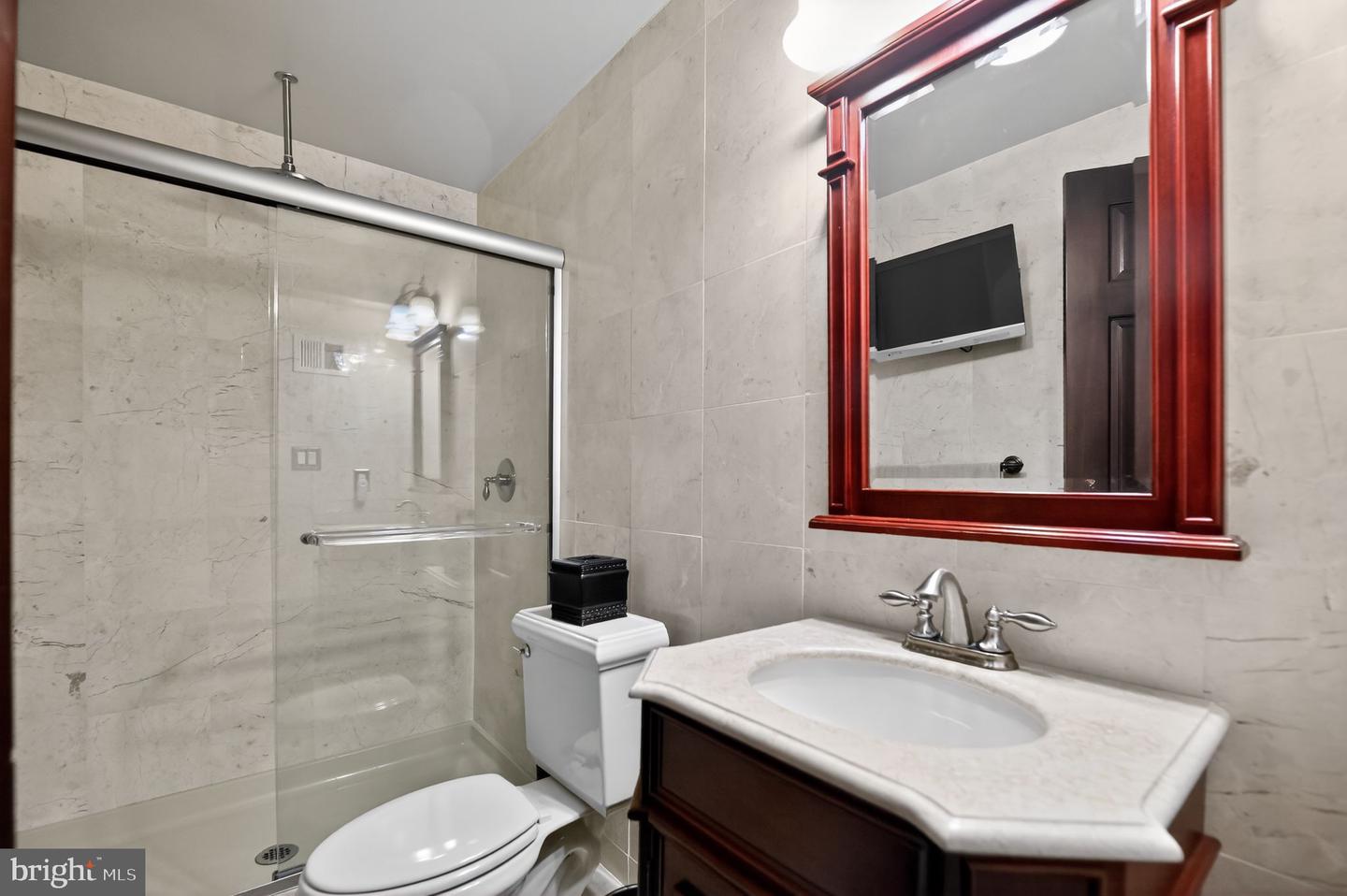 5837 RHODE ISLAND DR, WOODBRIDGE, Virginia 22193, 5 Bedrooms Bedrooms, ,3 BathroomsBathrooms,Residential,For sale,5837 RHODE ISLAND DR,VAPW2112974 MLS # VAPW2112974