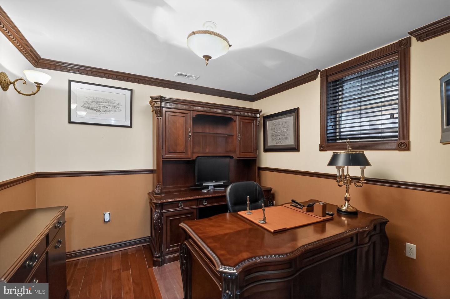 5837 RHODE ISLAND DR, WOODBRIDGE, Virginia 22193, 5 Bedrooms Bedrooms, ,3 BathroomsBathrooms,Residential,For sale,5837 RHODE ISLAND DR,VAPW2112974 MLS # VAPW2112974