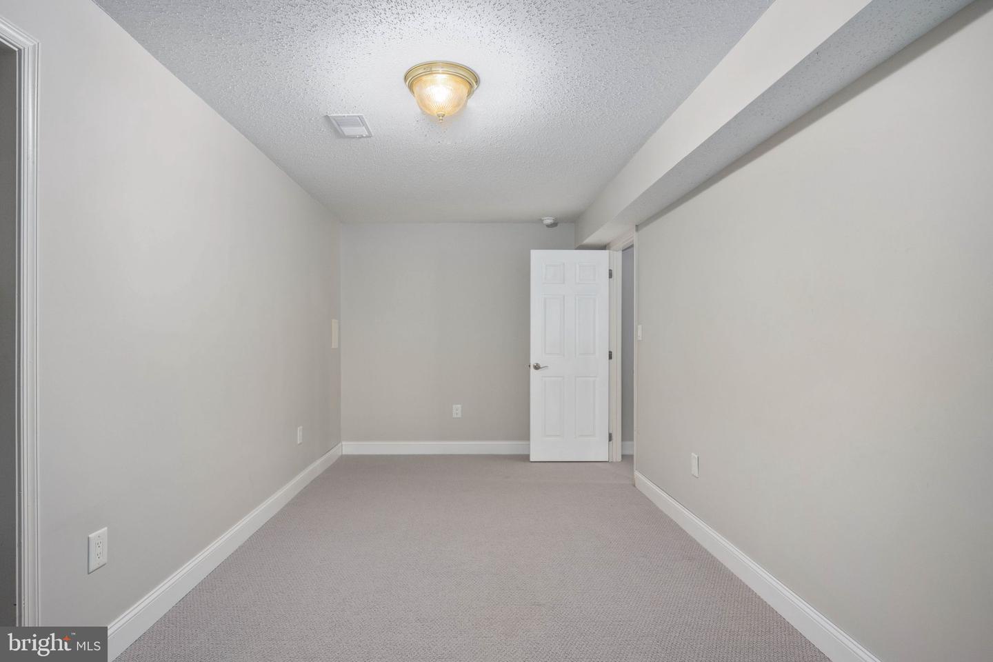 11 KENWOOD CT, FREDERICKSBURG, Virginia 22405, 5 Bedrooms Bedrooms, ,3 BathroomsBathrooms,Residential,For sale,11 KENWOOD CT,VAST2046356 MLS # VAST2046356