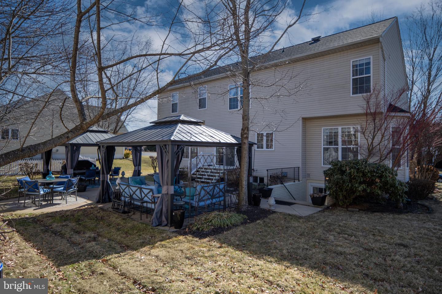 11 KENWOOD CT, FREDERICKSBURG, Virginia 22405, 5 Bedrooms Bedrooms, ,3 BathroomsBathrooms,Residential,For sale,11 KENWOOD CT,VAST2046356 MLS # VAST2046356