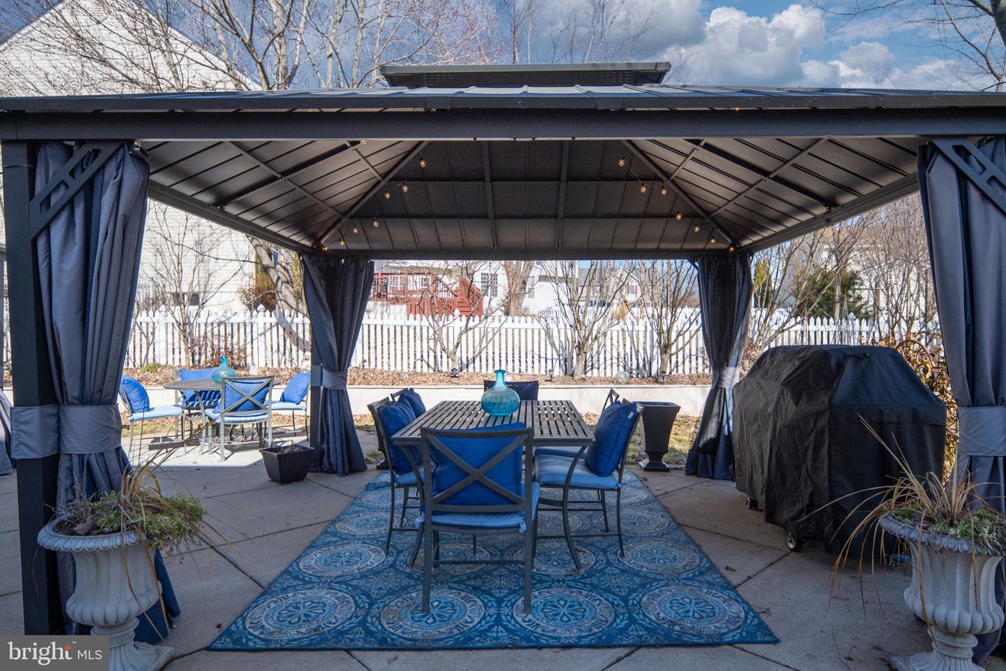 11 KENWOOD CT, FREDERICKSBURG, Virginia 22405, 5 Bedrooms Bedrooms, ,3 BathroomsBathrooms,Residential,For sale,11 KENWOOD CT,VAST2046356 MLS # VAST2046356