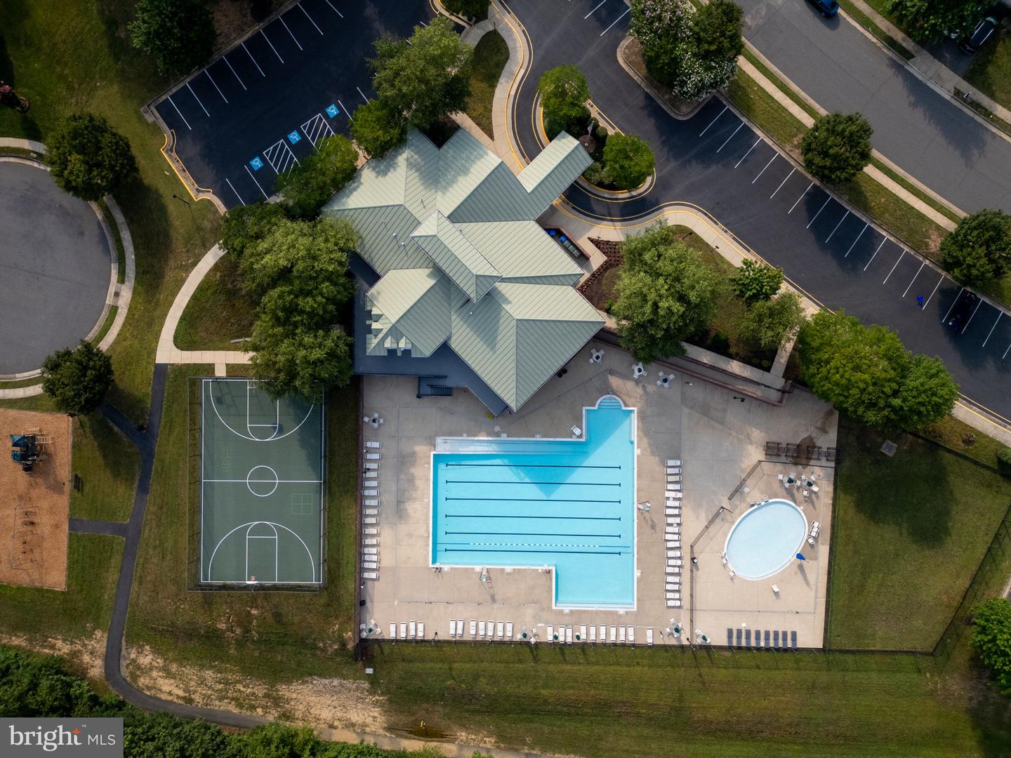 11 KENWOOD CT, FREDERICKSBURG, Virginia 22405, 5 Bedrooms Bedrooms, ,3 BathroomsBathrooms,Residential,For sale,11 KENWOOD CT,VAST2046356 MLS # VAST2046356