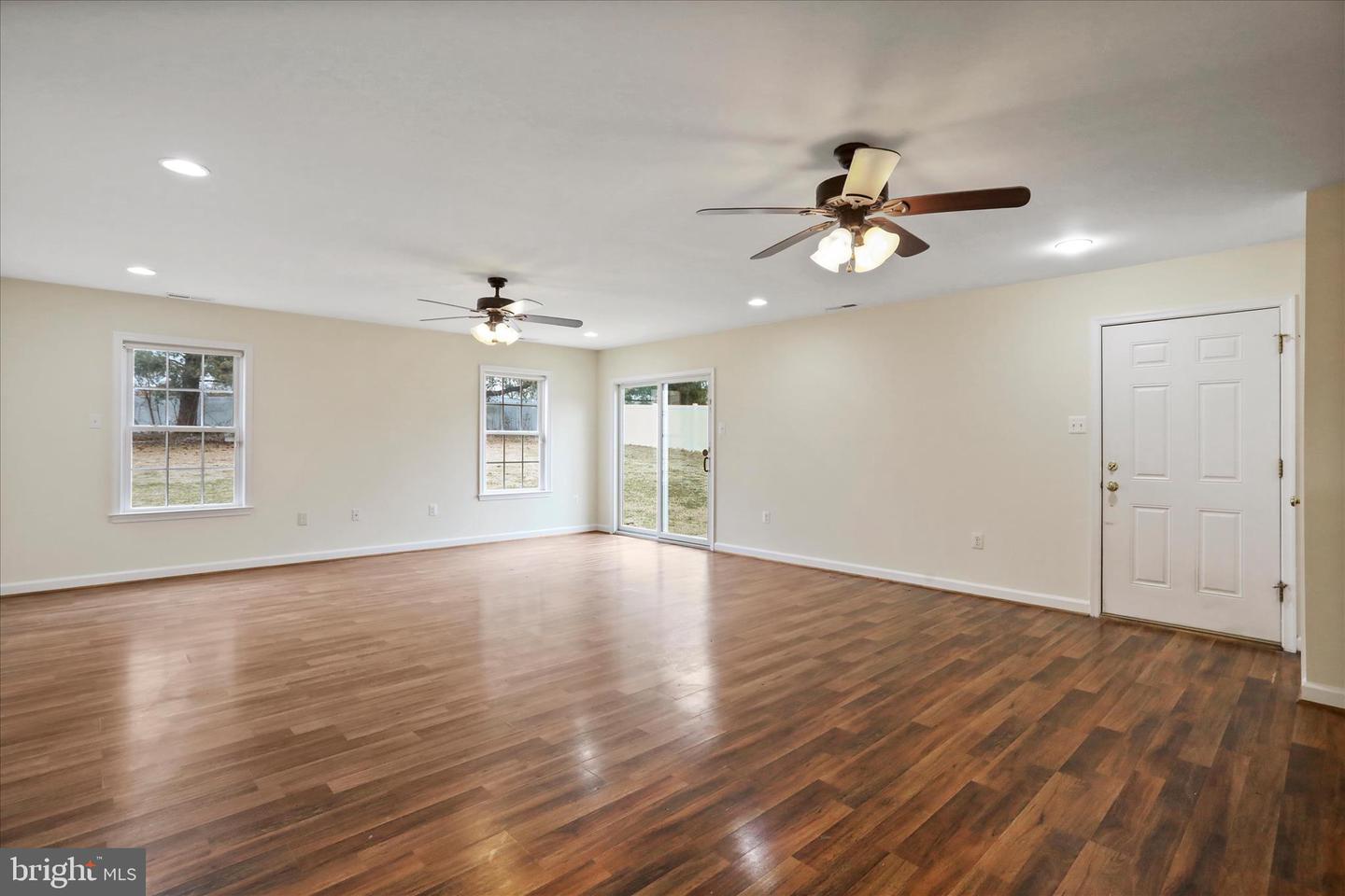 241 GROVER RD, EDINBURG, Virginia 22824, 3 Bedrooms Bedrooms, ,3 BathroomsBathrooms,Residential,For sale,241 GROVER RD,VASH2013654 MLS # VASH2013654