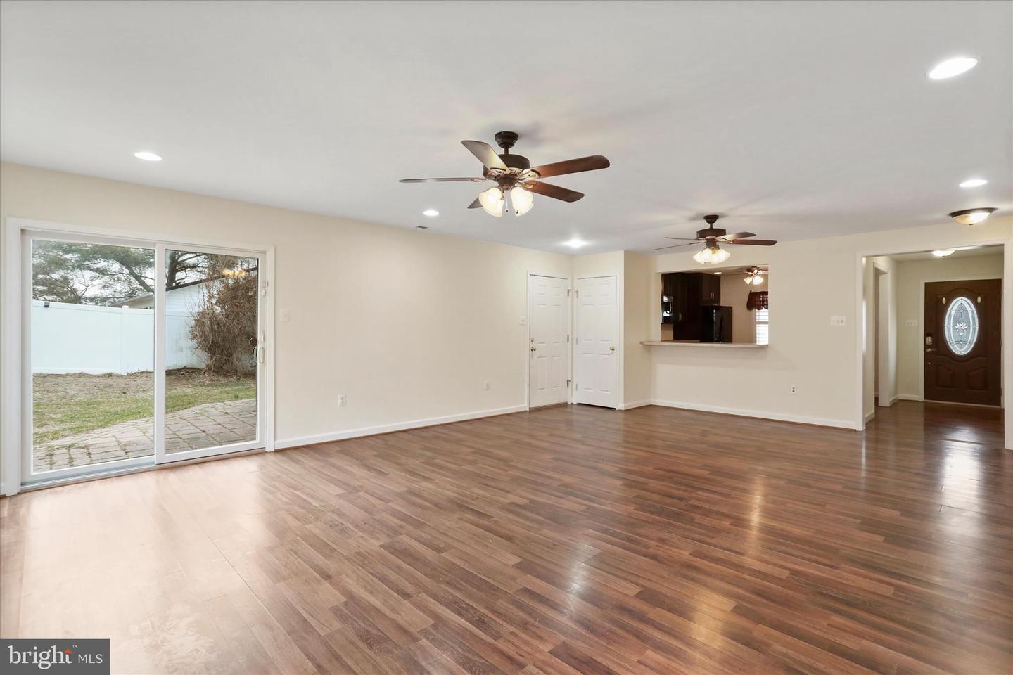 241 GROVER RD, EDINBURG, Virginia 22824, 3 Bedrooms Bedrooms, ,3 BathroomsBathrooms,Residential,For sale,241 GROVER RD,VASH2013654 MLS # VASH2013654