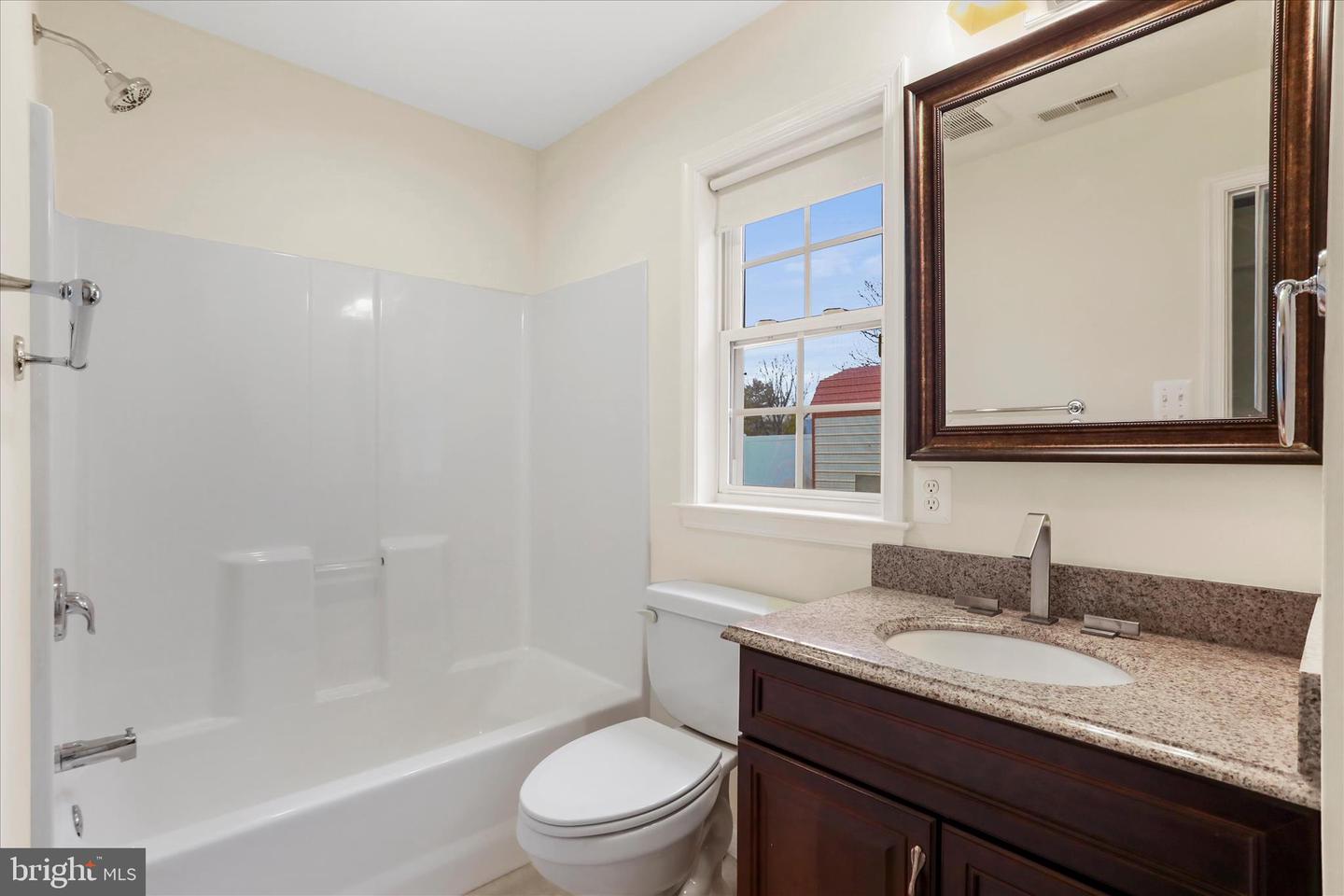 241 GROVER RD, EDINBURG, Virginia 22824, 3 Bedrooms Bedrooms, ,3 BathroomsBathrooms,Residential,For sale,241 GROVER RD,VASH2013654 MLS # VASH2013654