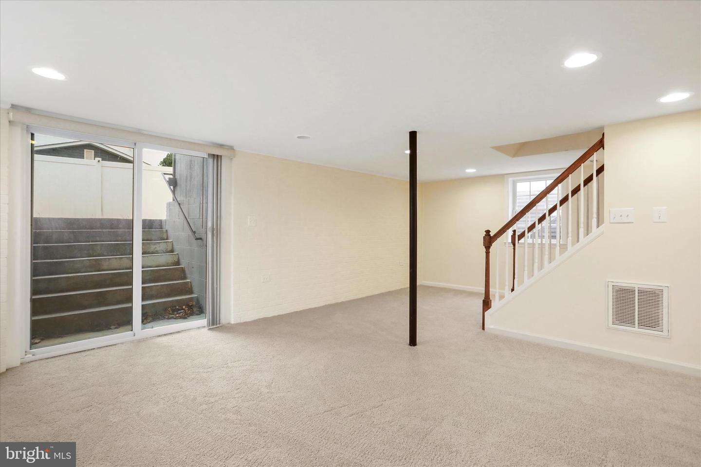 241 GROVER RD, EDINBURG, Virginia 22824, 3 Bedrooms Bedrooms, ,3 BathroomsBathrooms,Residential,For sale,241 GROVER RD,VASH2013654 MLS # VASH2013654